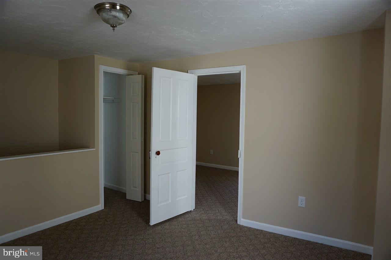 RED LION - Residential