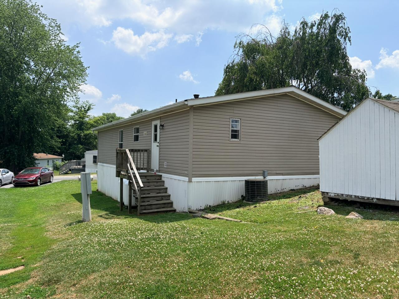 CRESTWOOD ESTATES - Residential