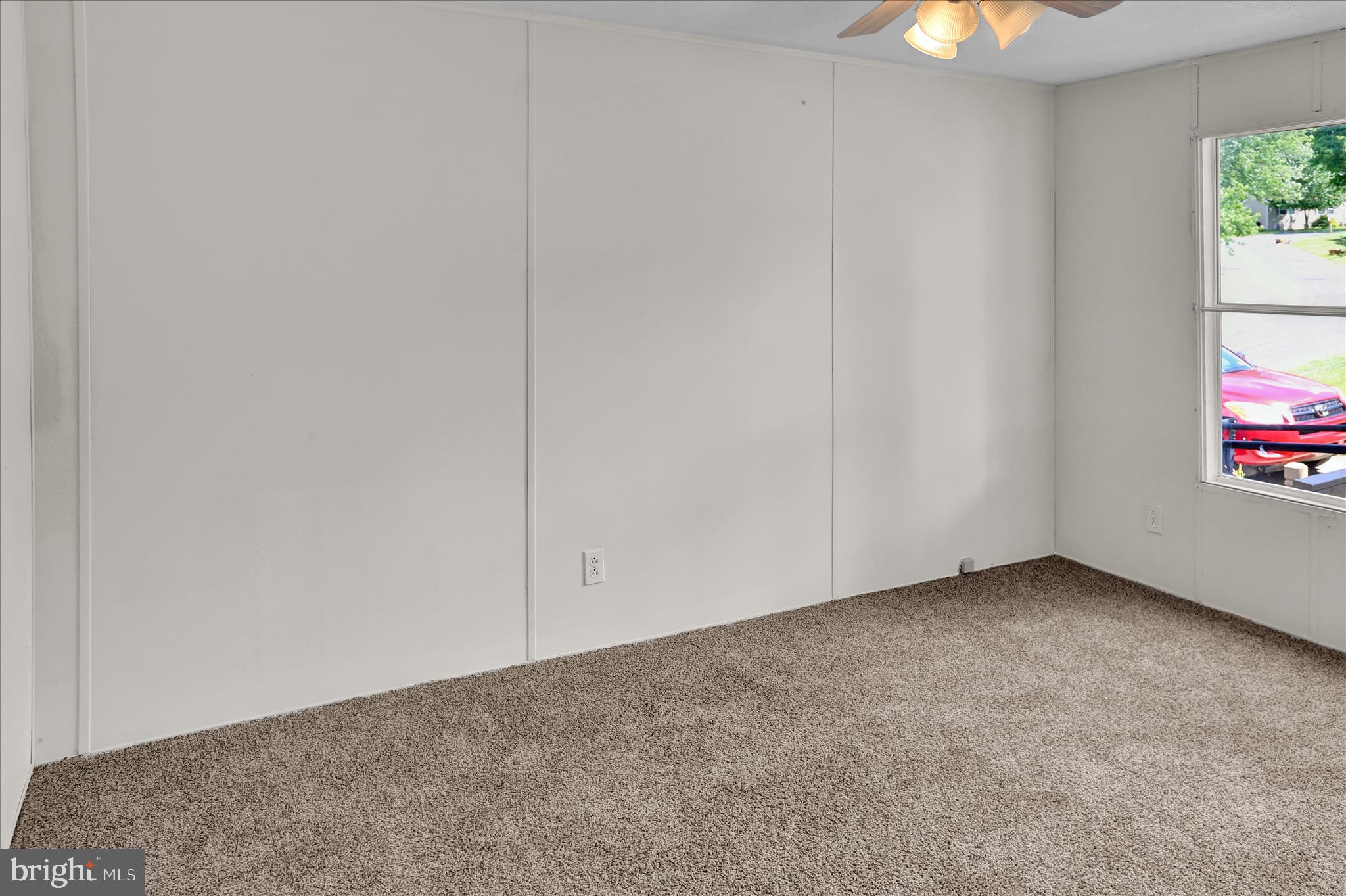 CRESTWOOD ESTATES - Residential