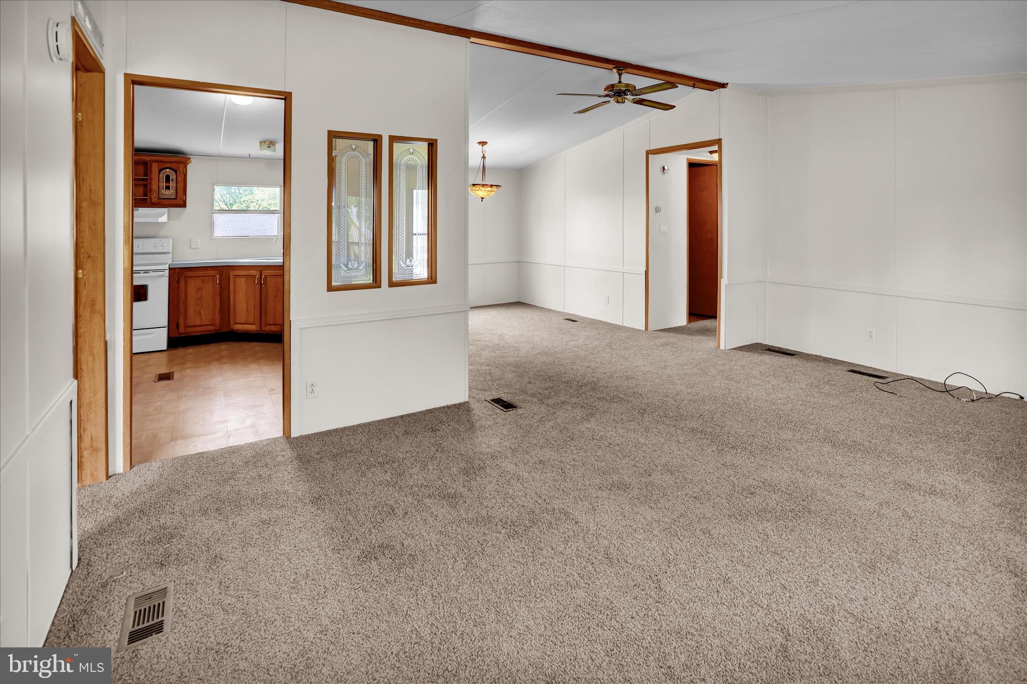 CRESTWOOD ESTATES - Residential