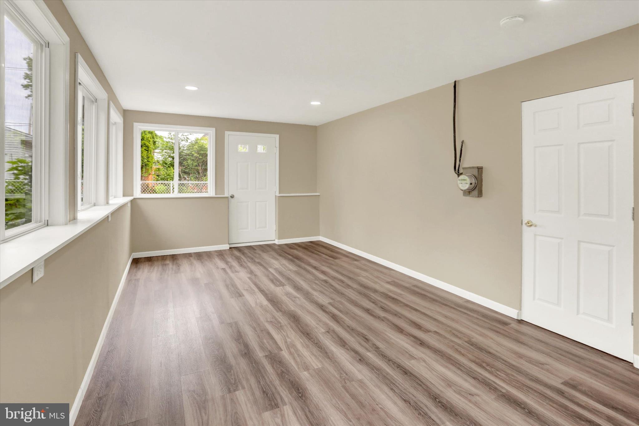 BROOKHAVEN - Residential