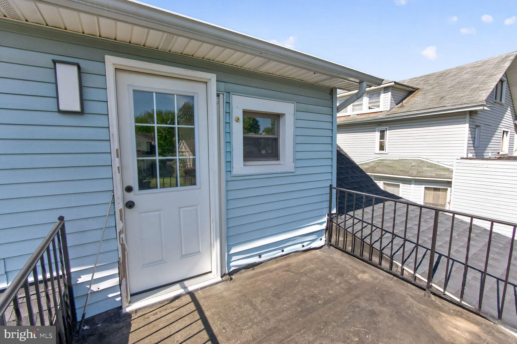WEST ARLINGTON - Residential