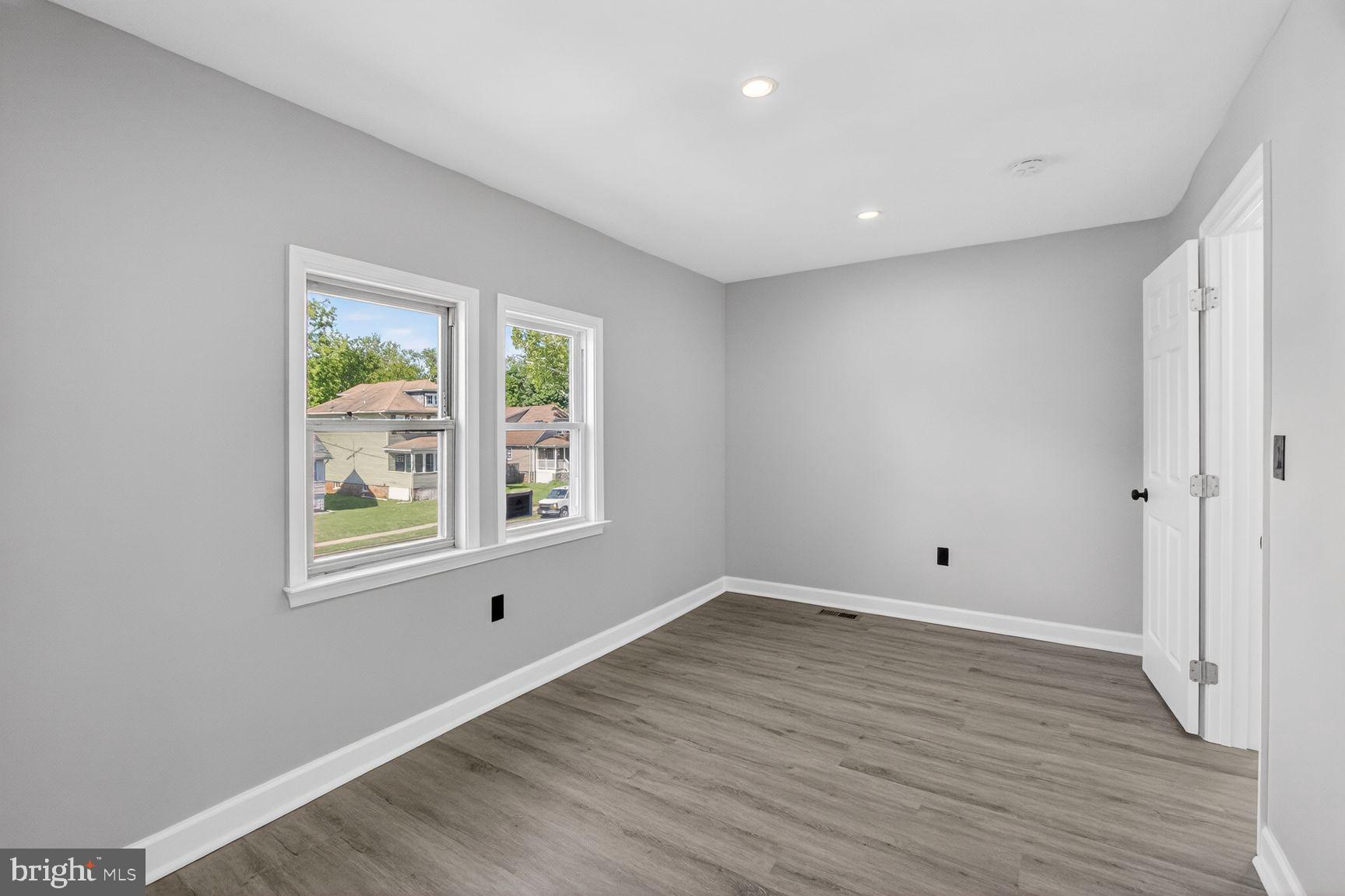 WEST ARLINGTON - Residential