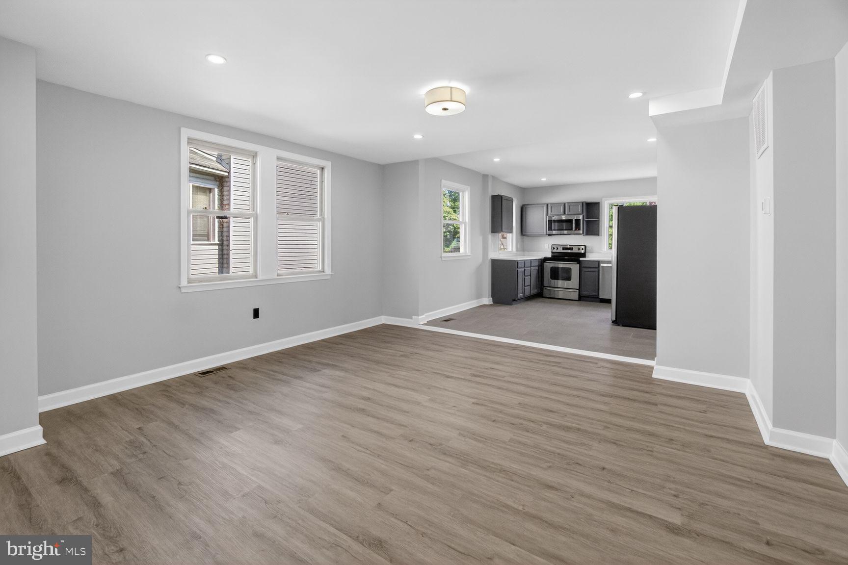 WEST ARLINGTON - Residential