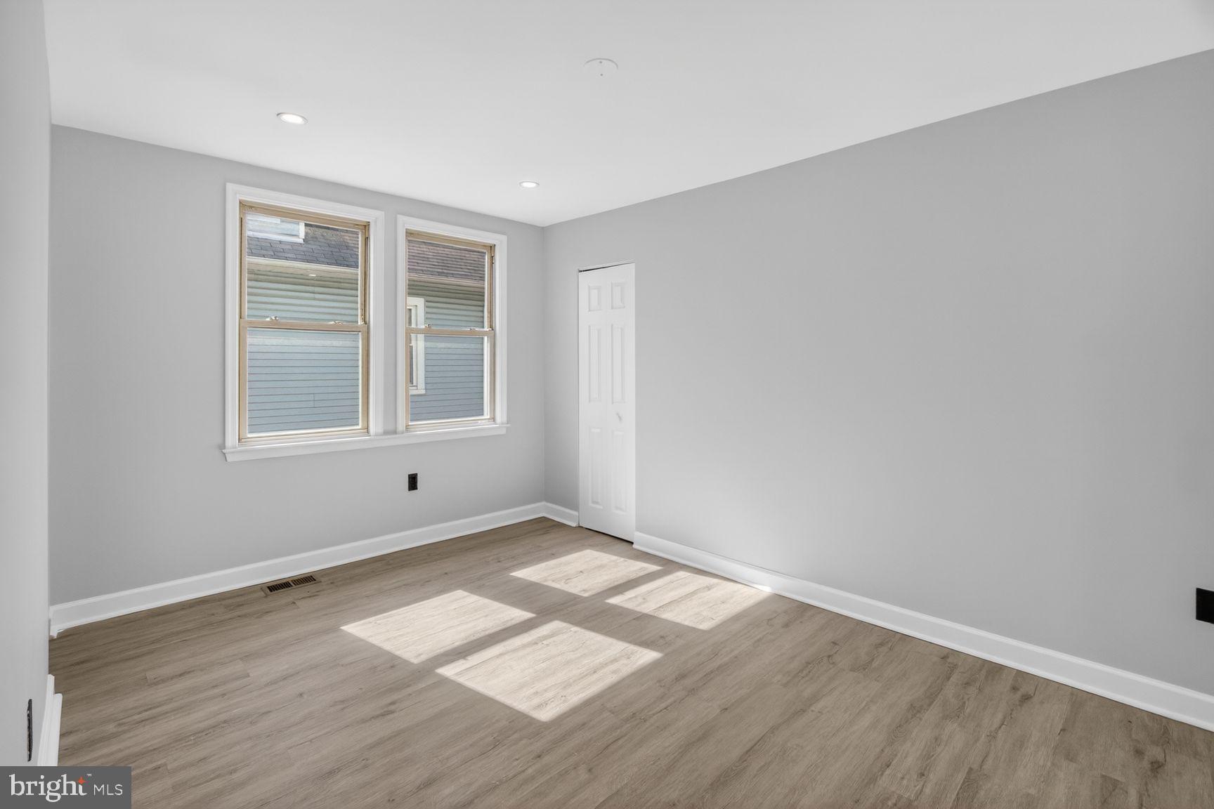 WEST ARLINGTON - Residential