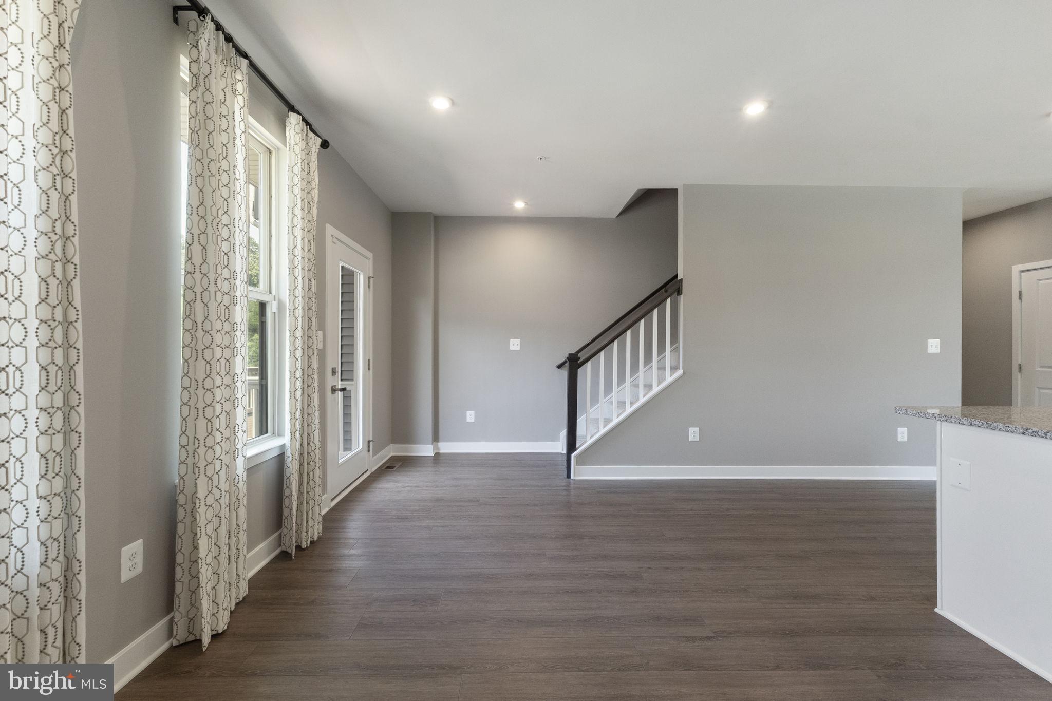 CEDAR HILL - Residential
