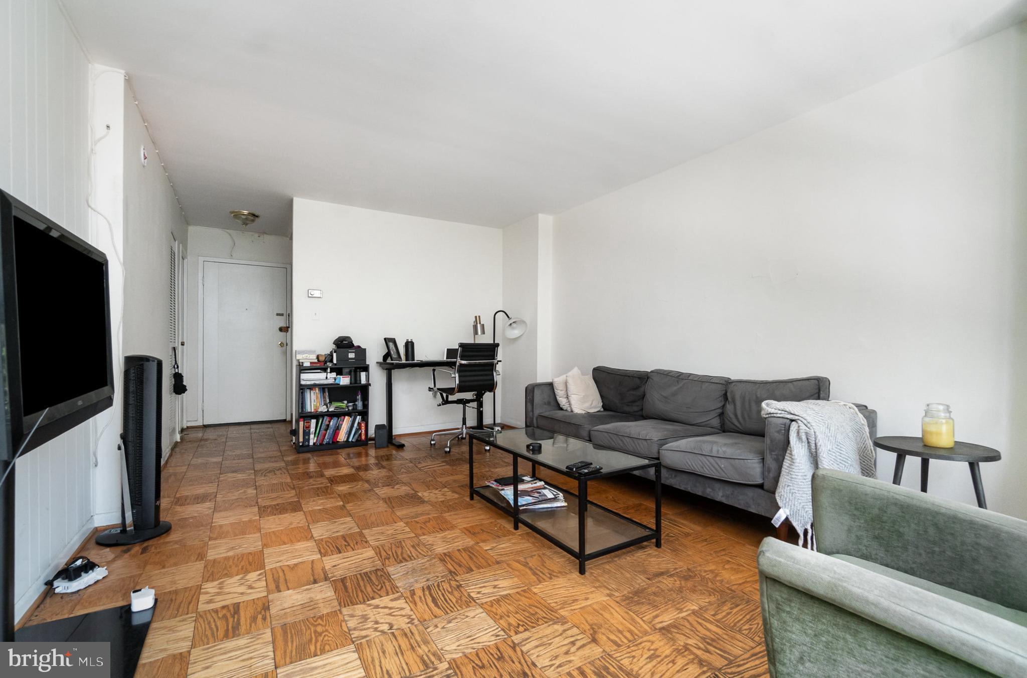 FOGGY BOTTOM - Residential