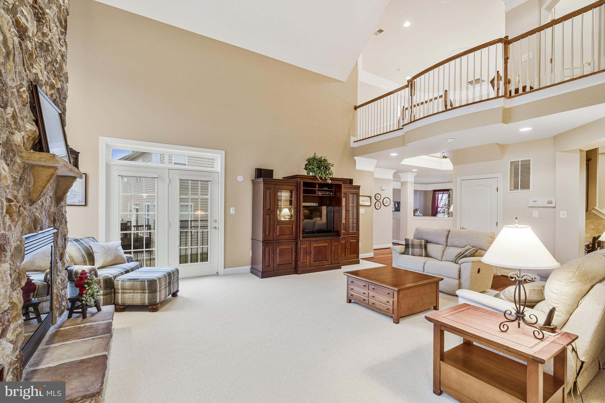 LANSDOWNE ON THE POTOMAC - Residential
