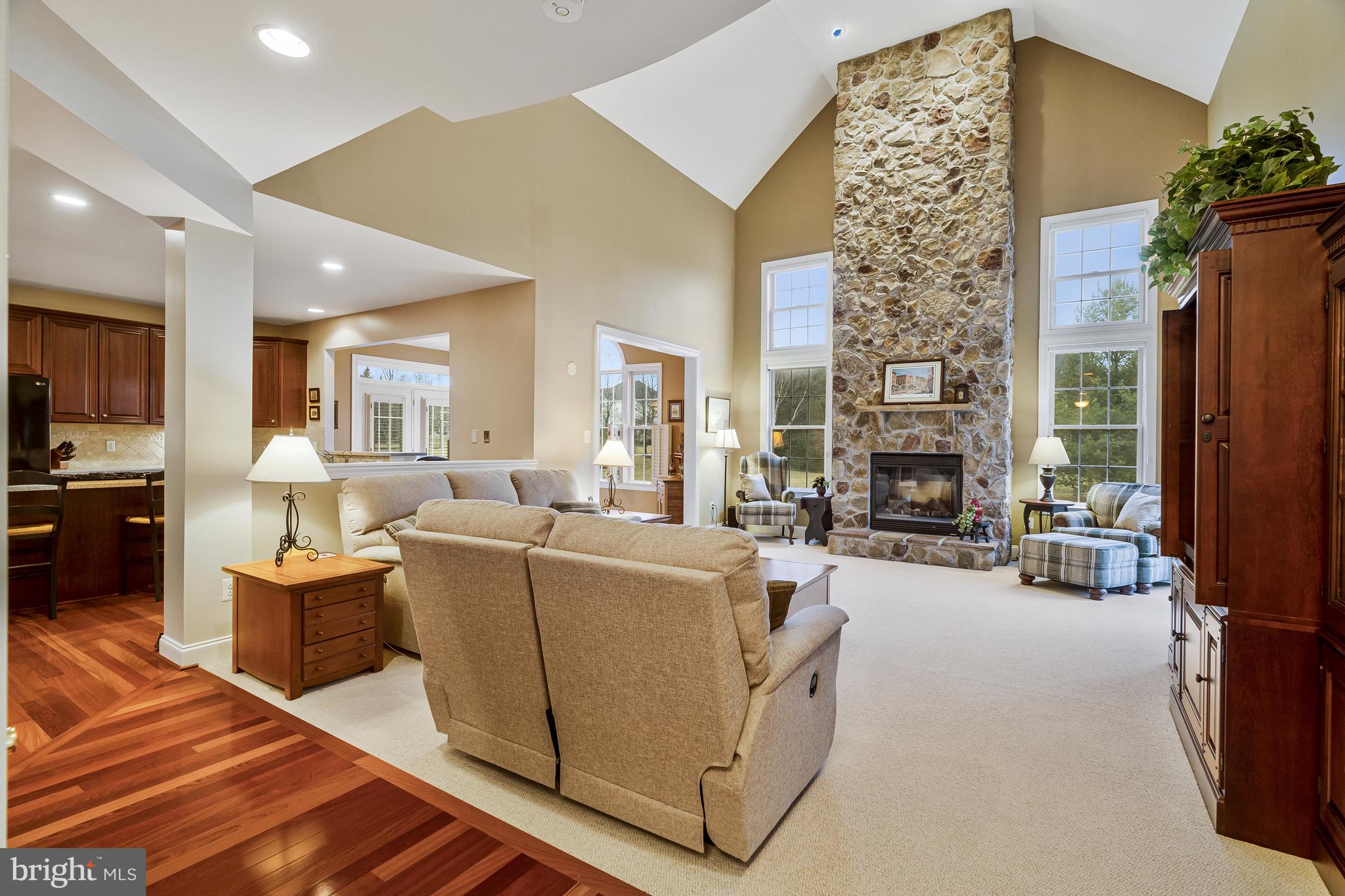 LANSDOWNE ON THE POTOMAC - Residential
