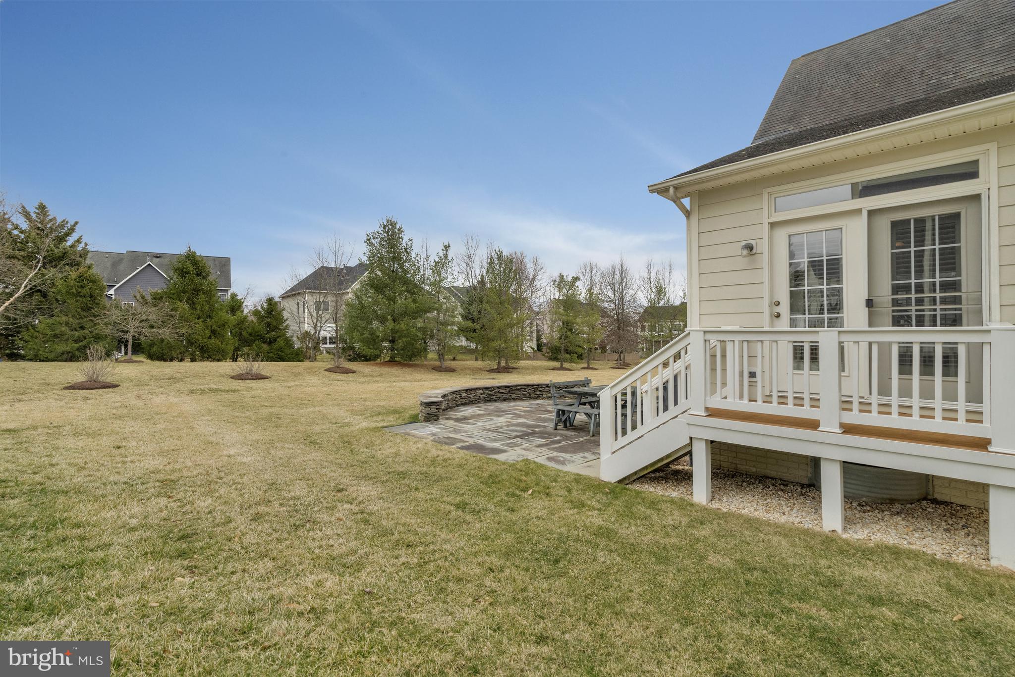 LANSDOWNE ON THE POTOMAC - Residential