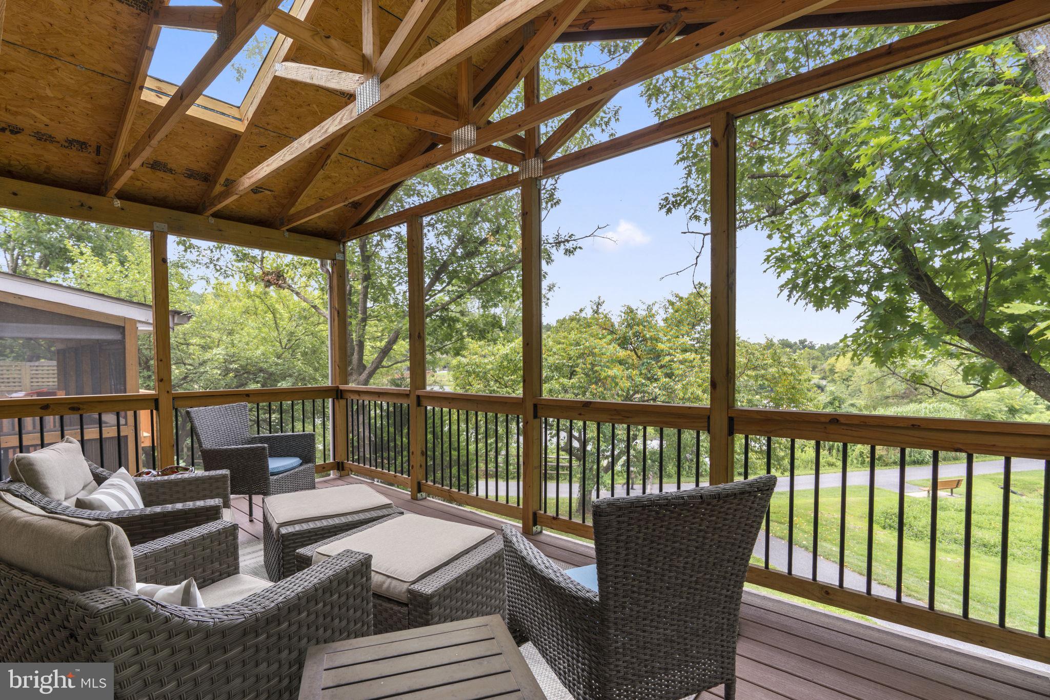 VILLAGE OF OWEN BROWN - Residential