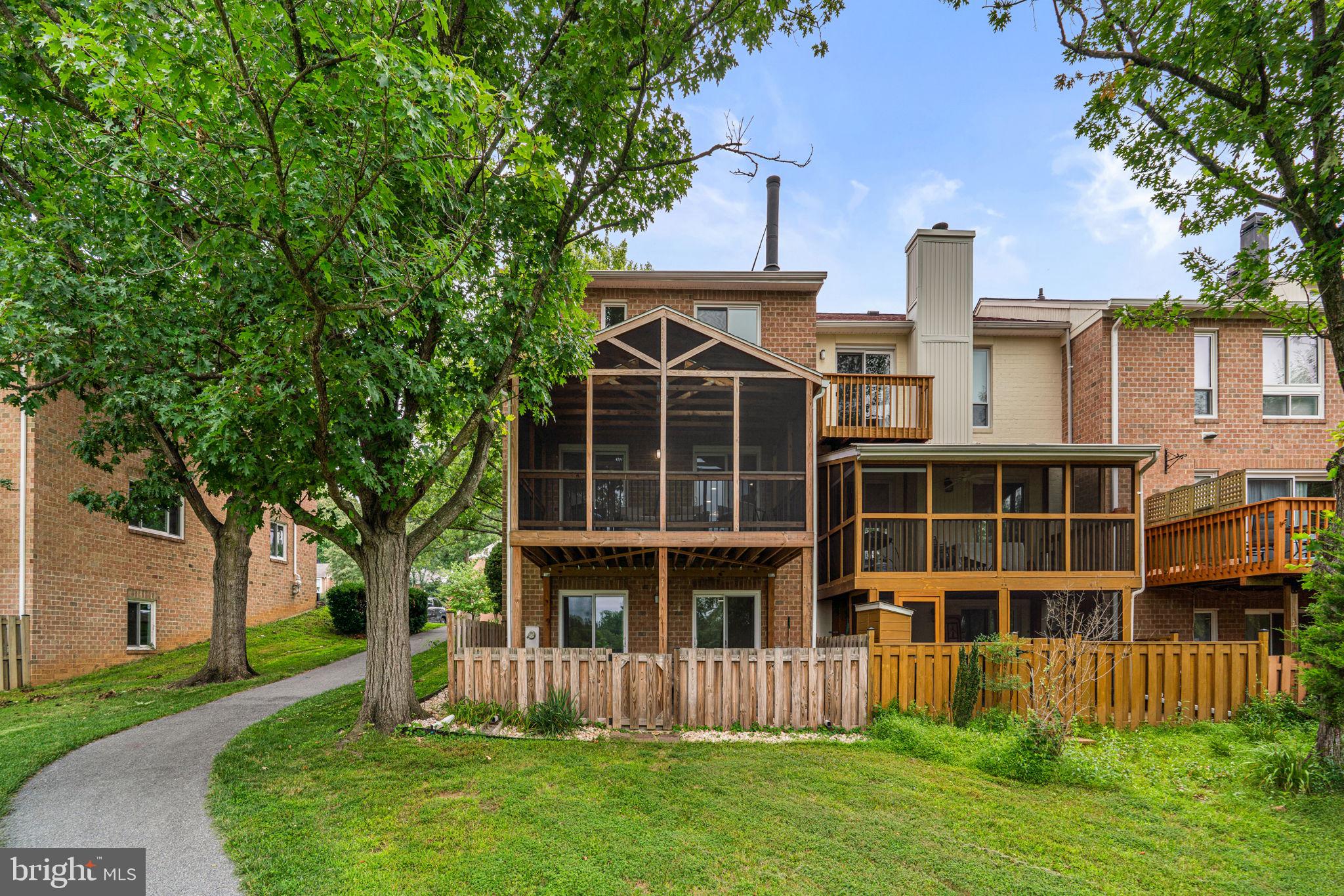 VILLAGE OF OWEN BROWN - Residential