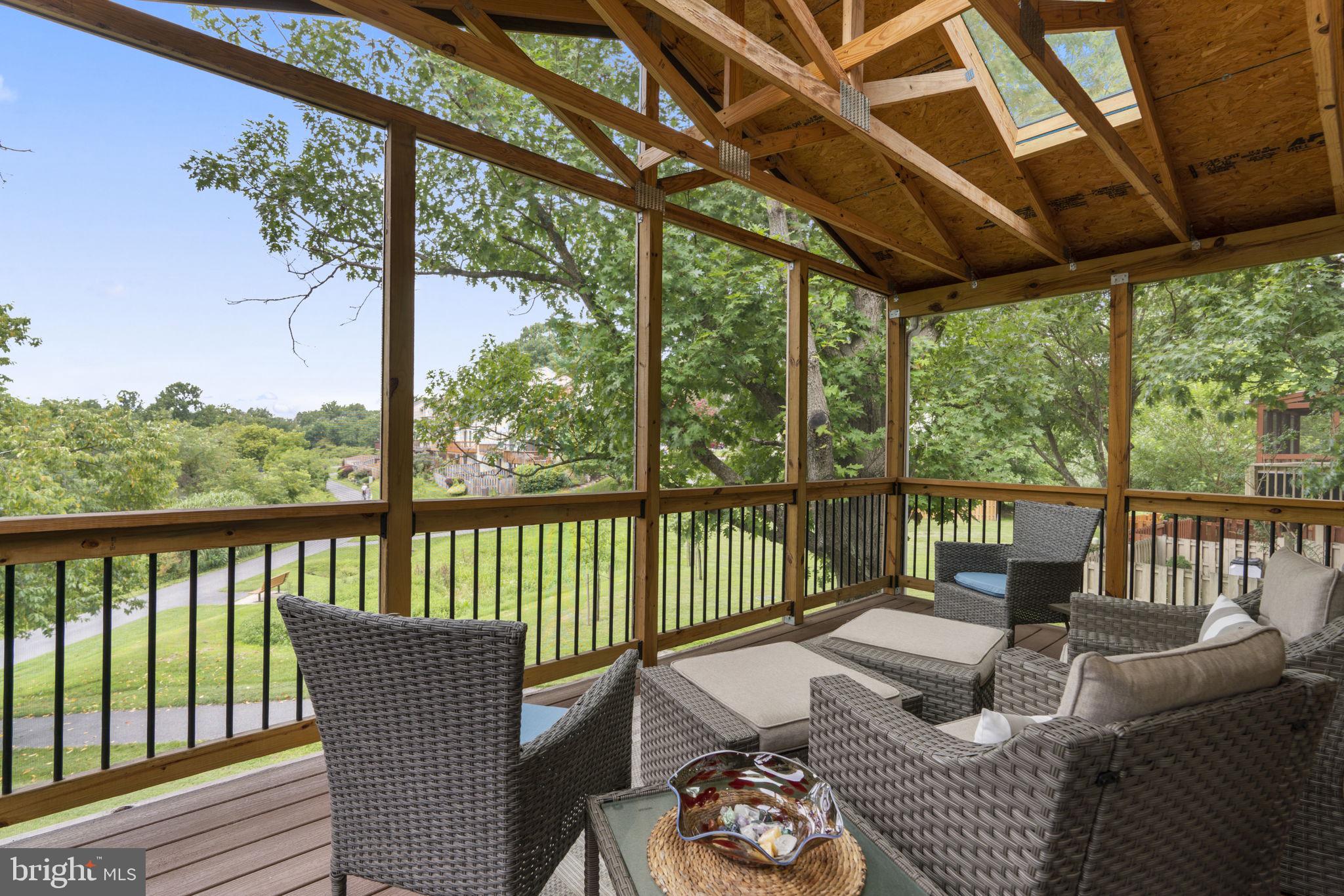 VILLAGE OF OWEN BROWN - Residential