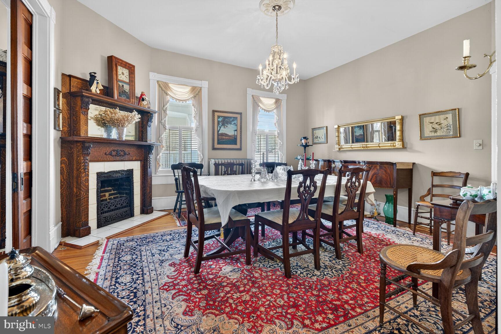 WASHINGTON AVE - Residential