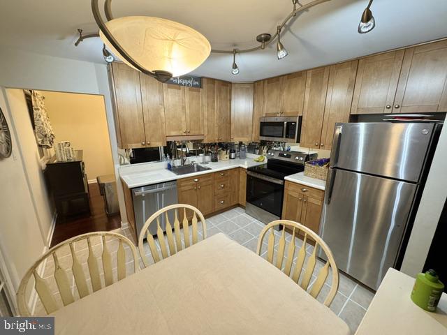 NESHAMINY VALLEY - Residential