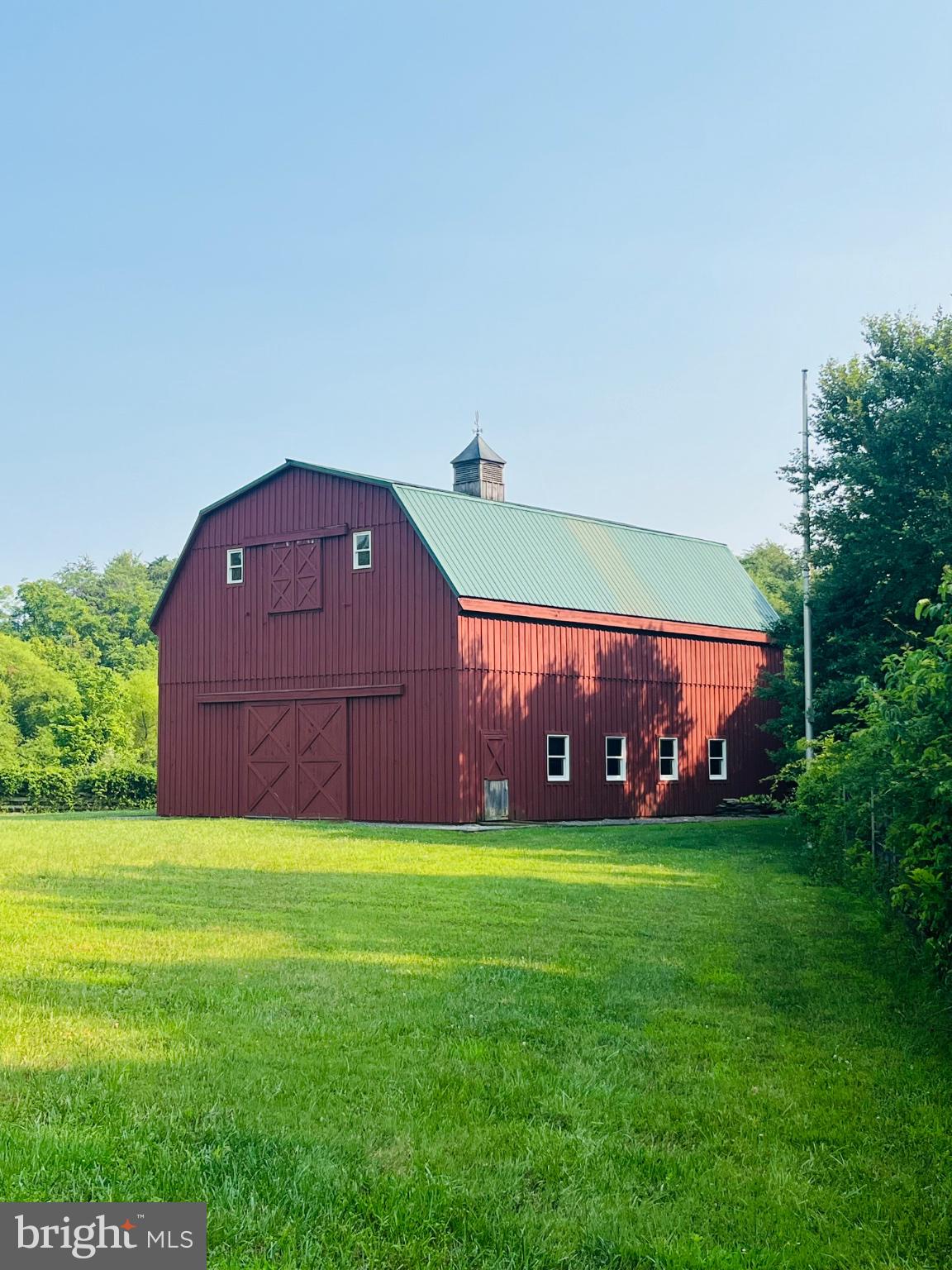POOLESVILLE OUTSIDE - Residential