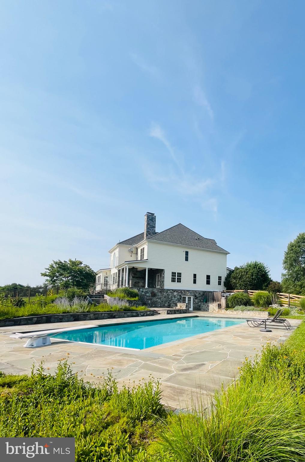 POOLESVILLE OUTSIDE - Residential
