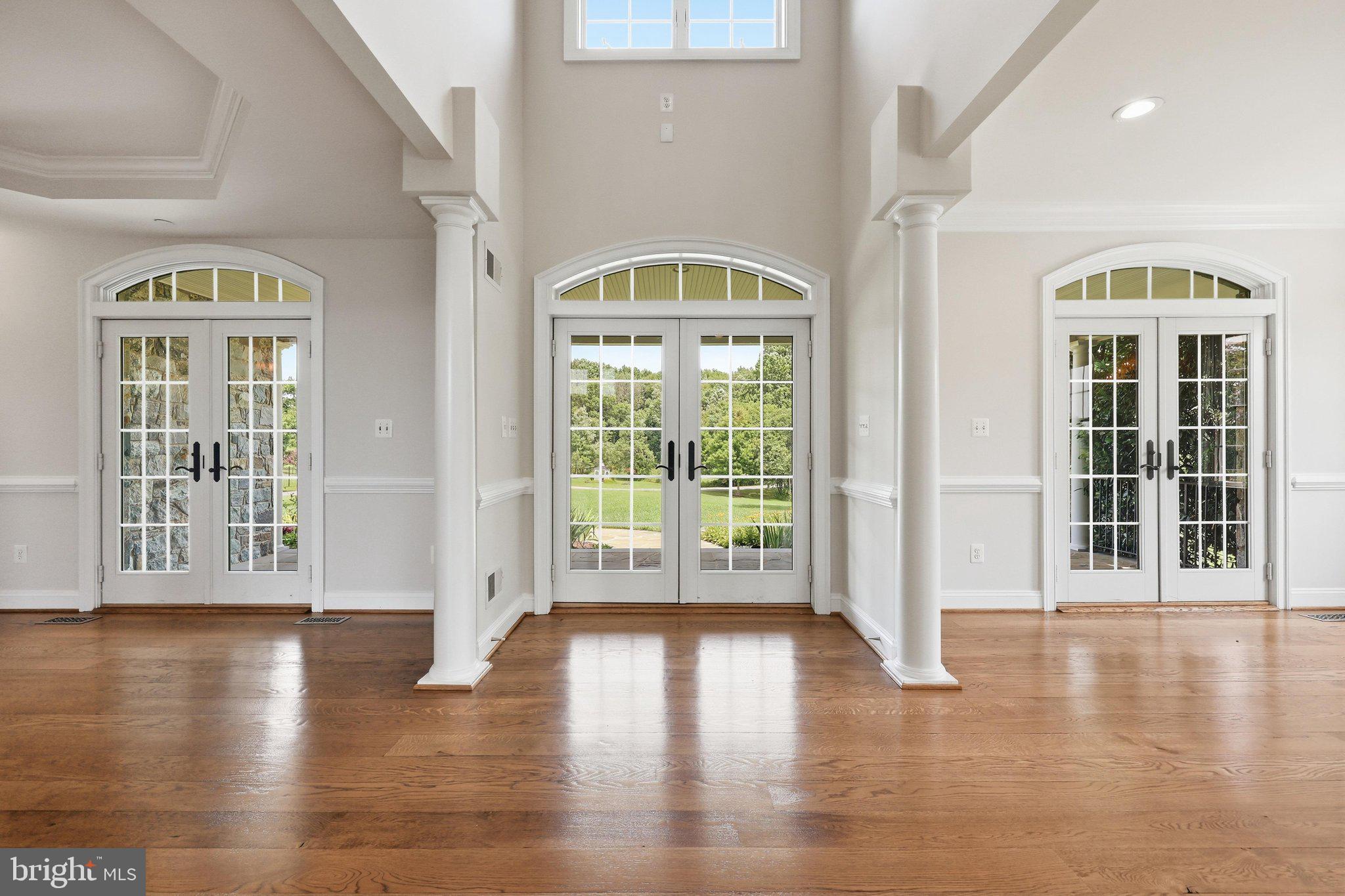 POOLESVILLE OUTSIDE - Residential