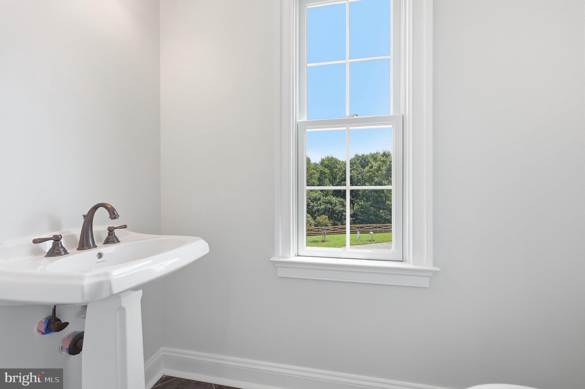 POOLESVILLE OUTSIDE - Residential