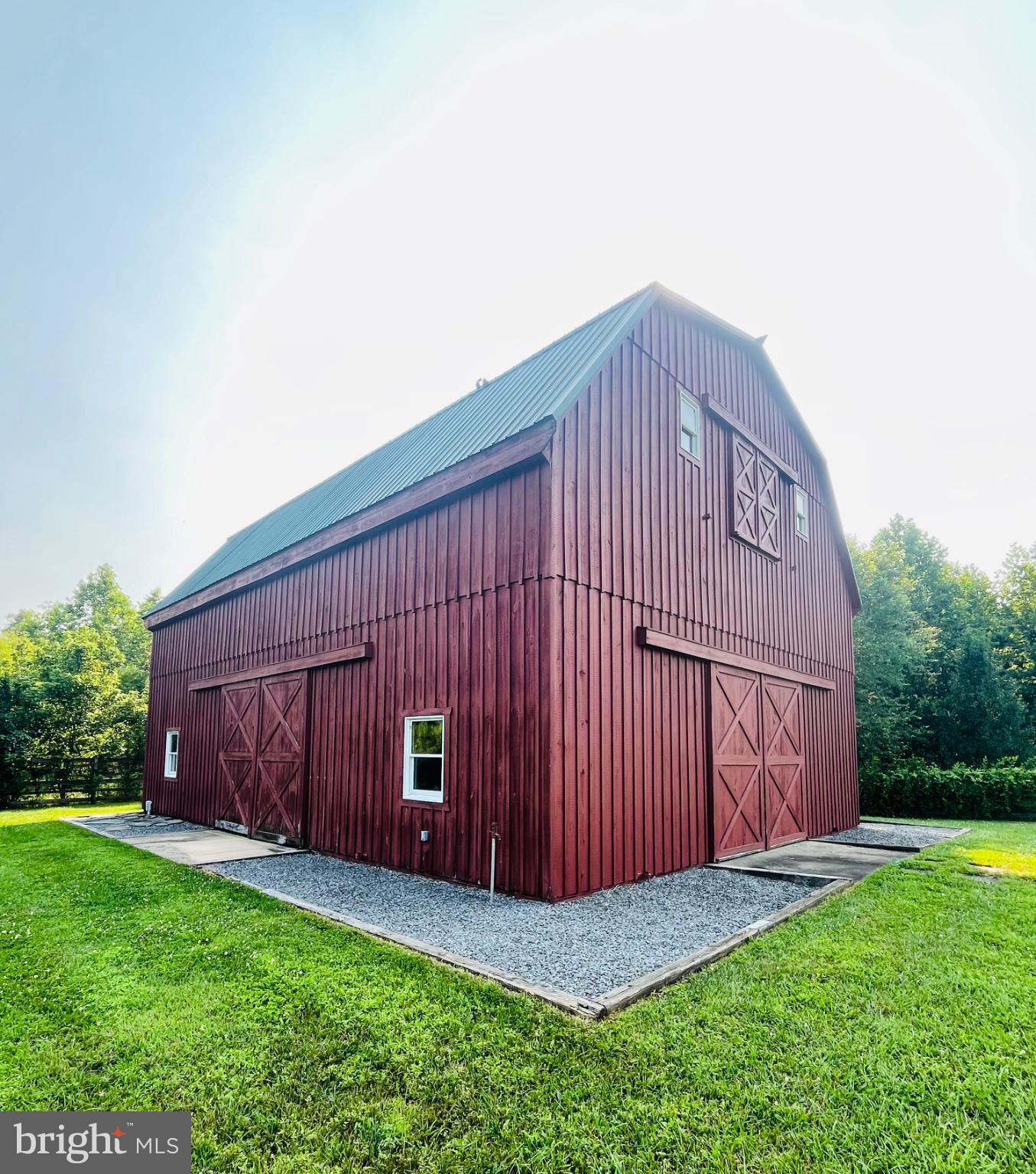 POOLESVILLE OUTSIDE - Residential