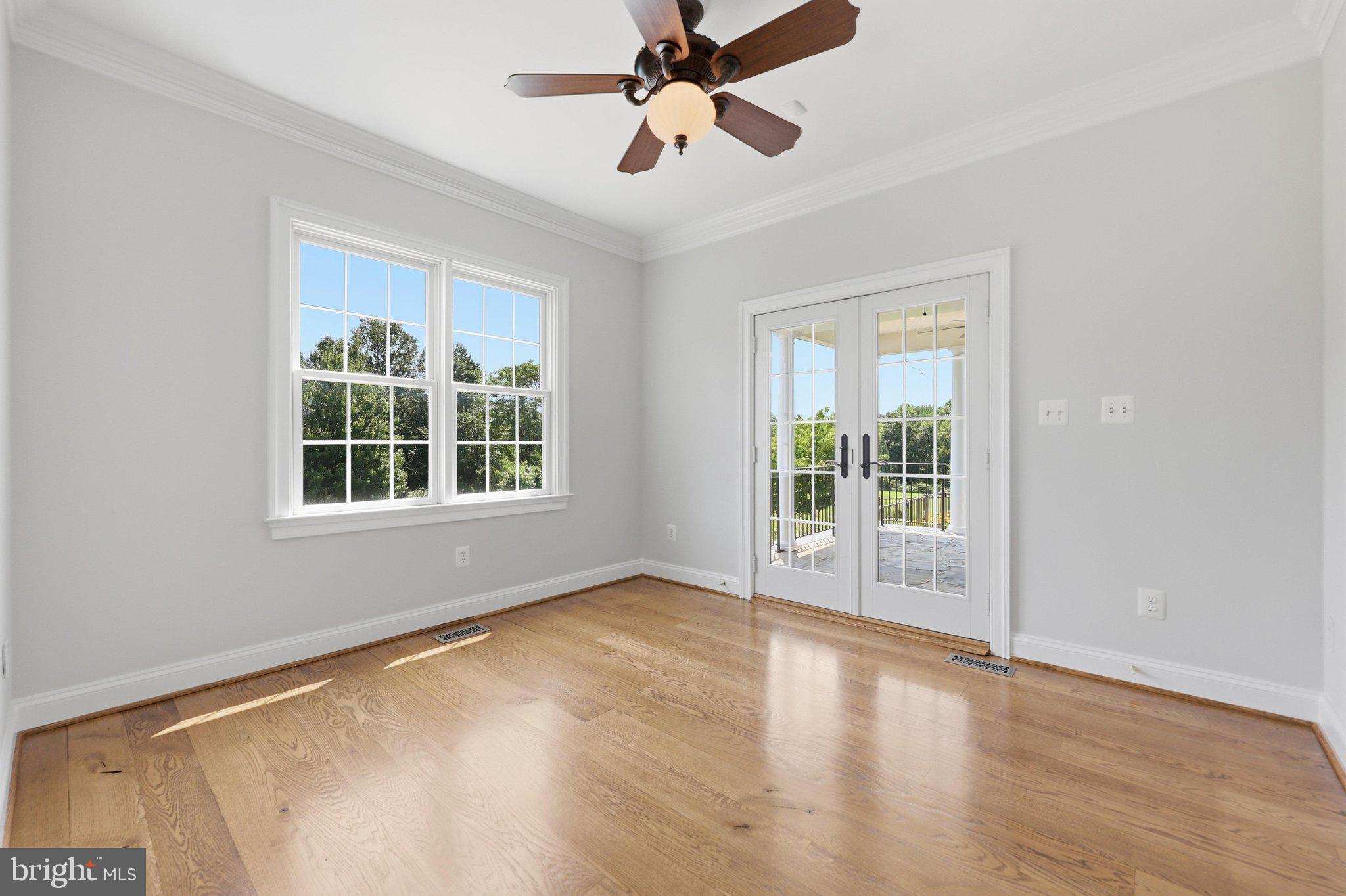 POOLESVILLE OUTSIDE - Residential