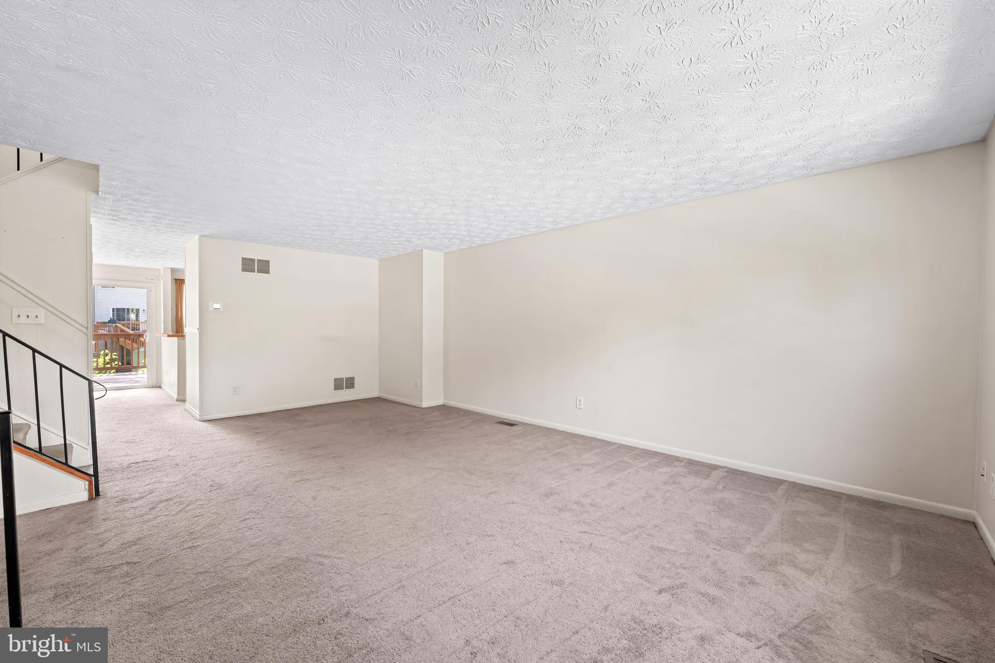 WEST SHORE - Residential
