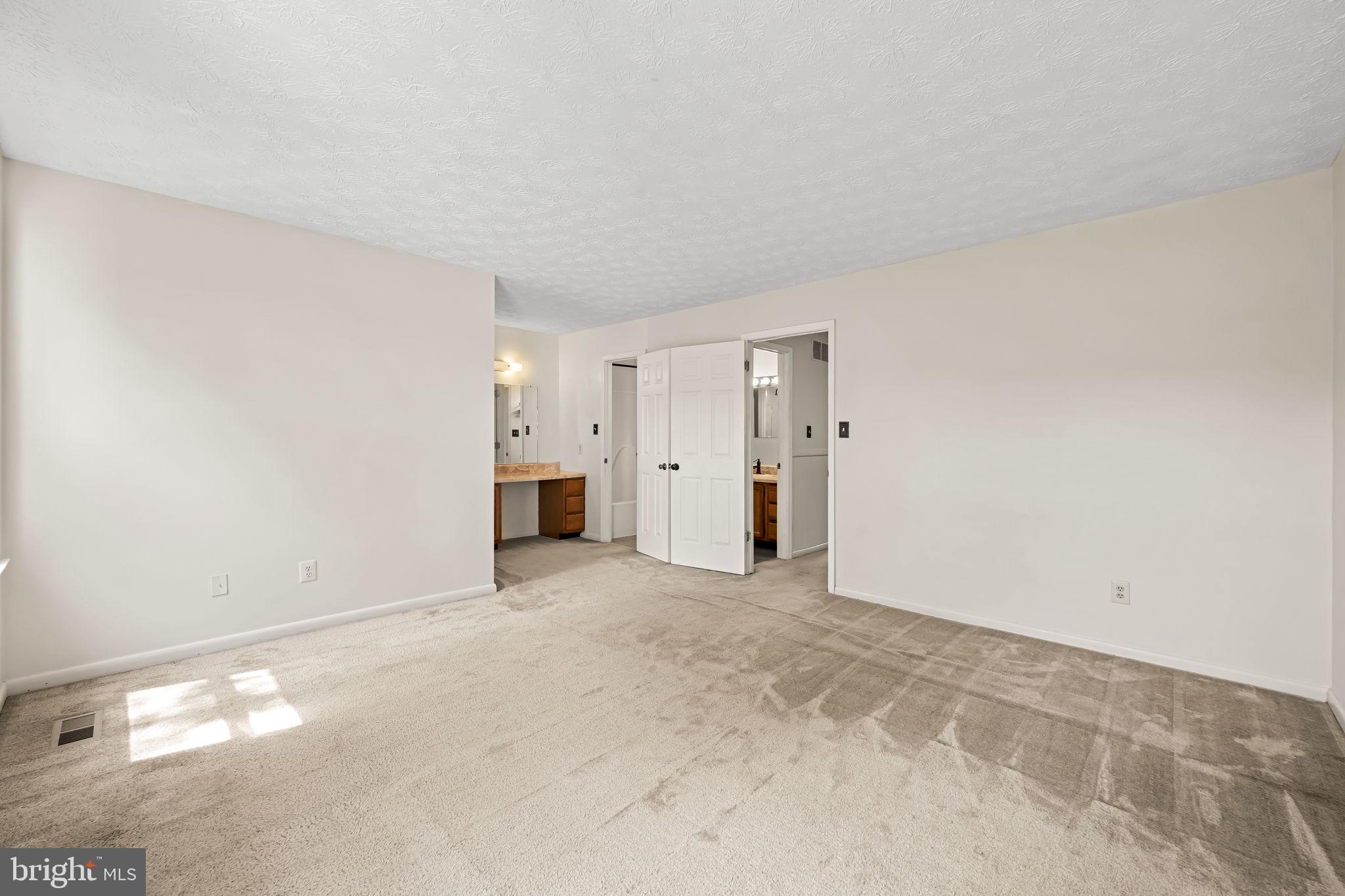 WEST SHORE - Residential