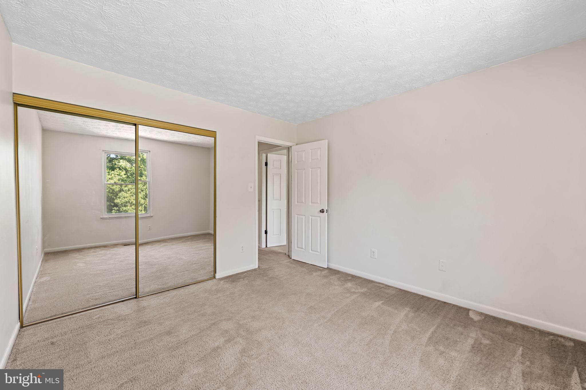 WEST SHORE - Residential