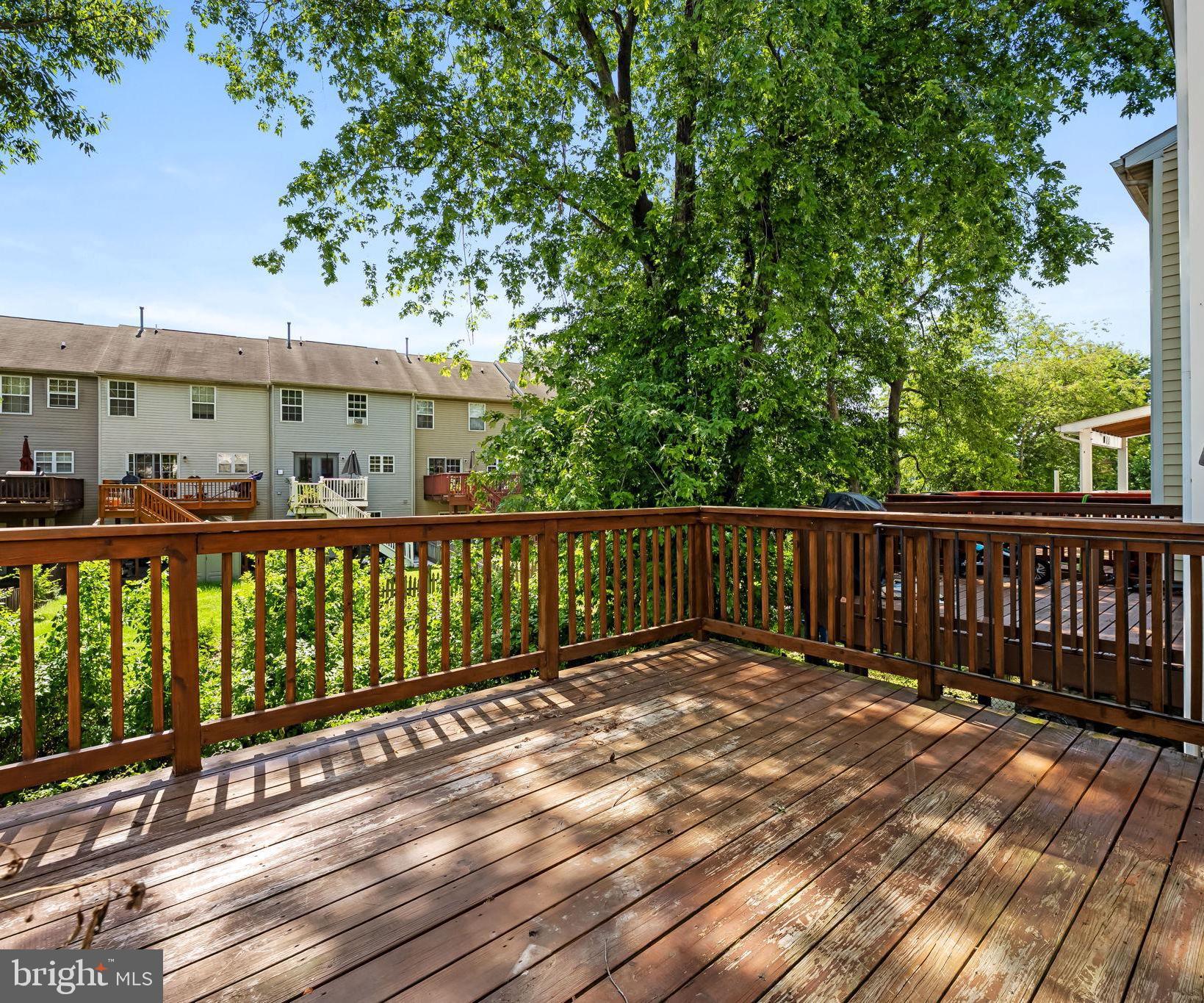 WEST SHORE - Residential