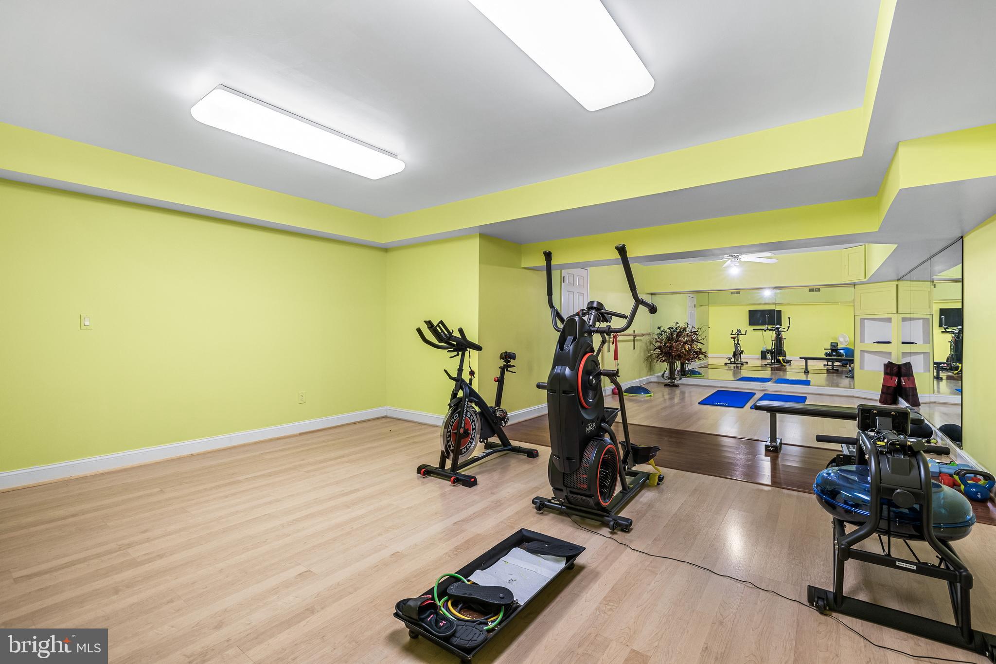 SPRINGHILL FARMS - Residential