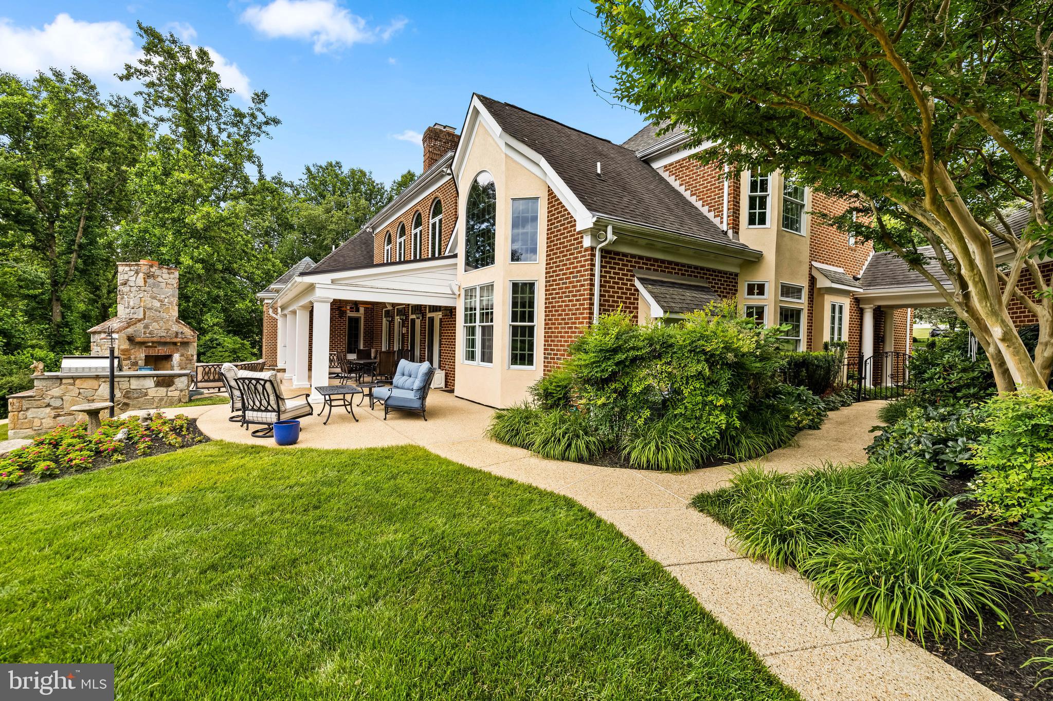 SPRINGHILL FARMS - Residential