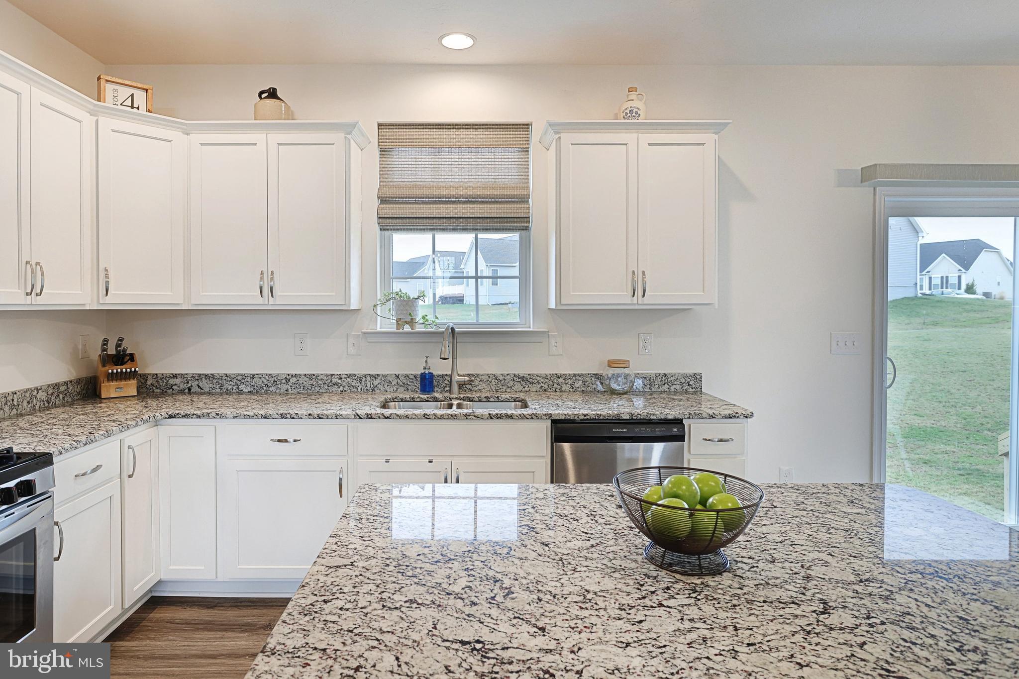 STONEWICKE - Residential