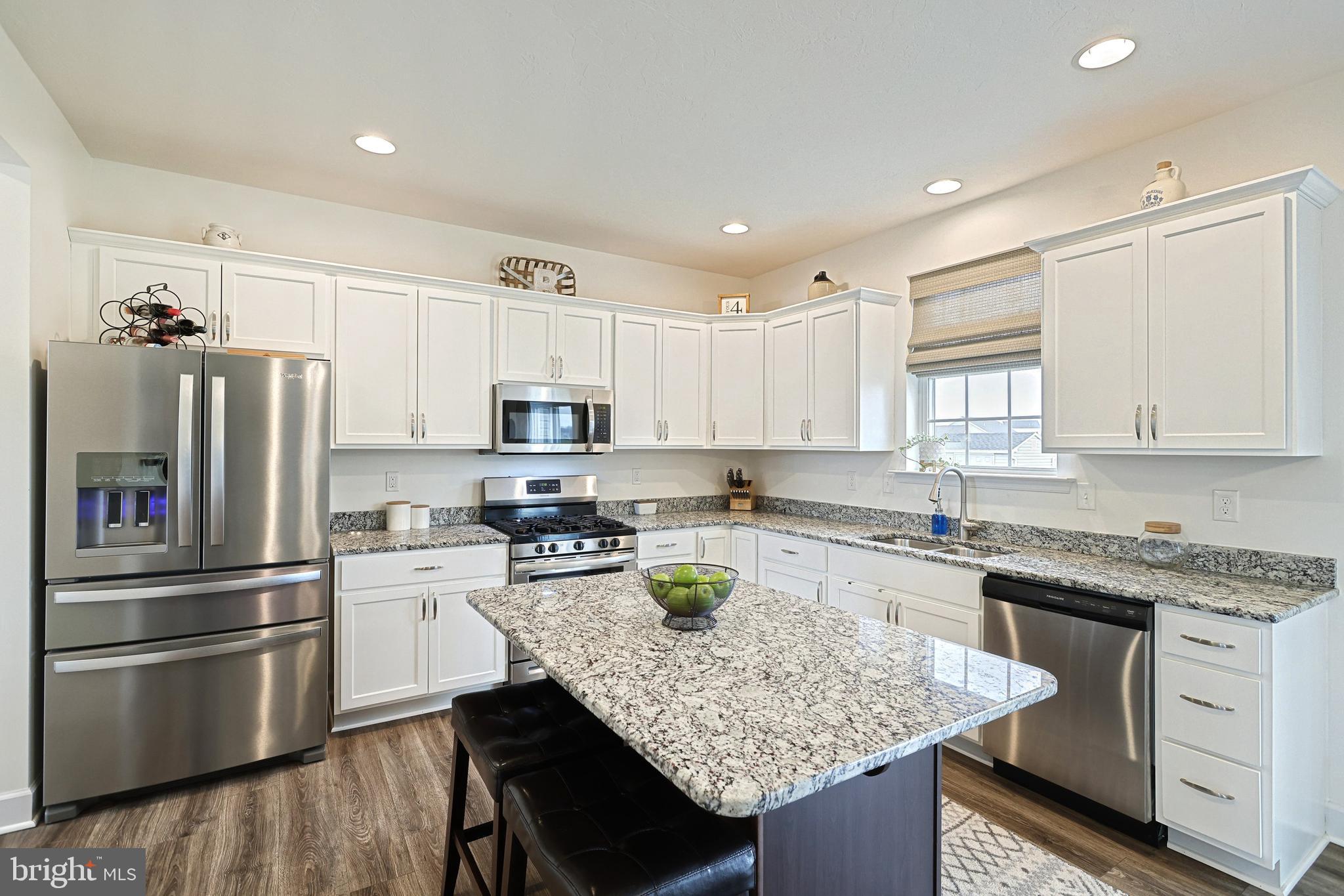 STONEWICKE - Residential