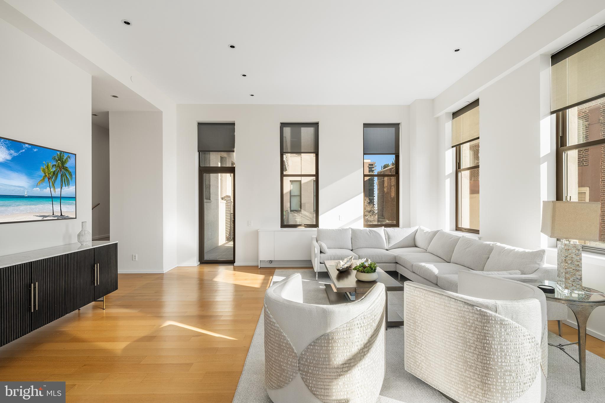 WASHINGTON SQ WEST - Residential