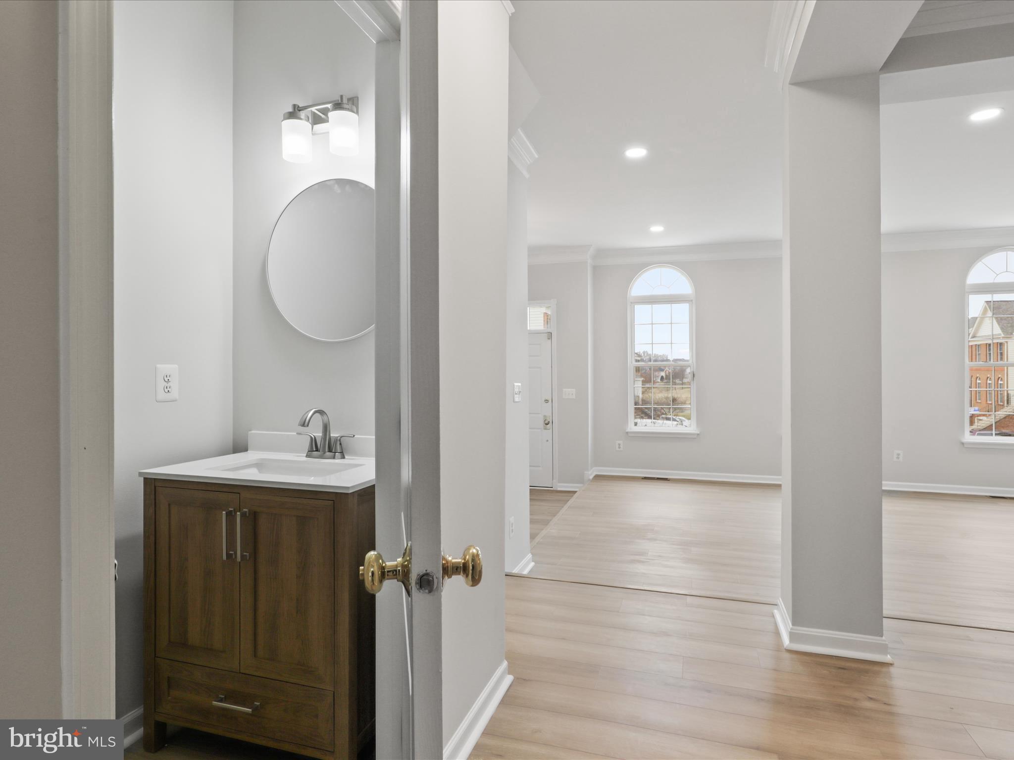 LOUDOUN VALLEY ESTATES - Residential