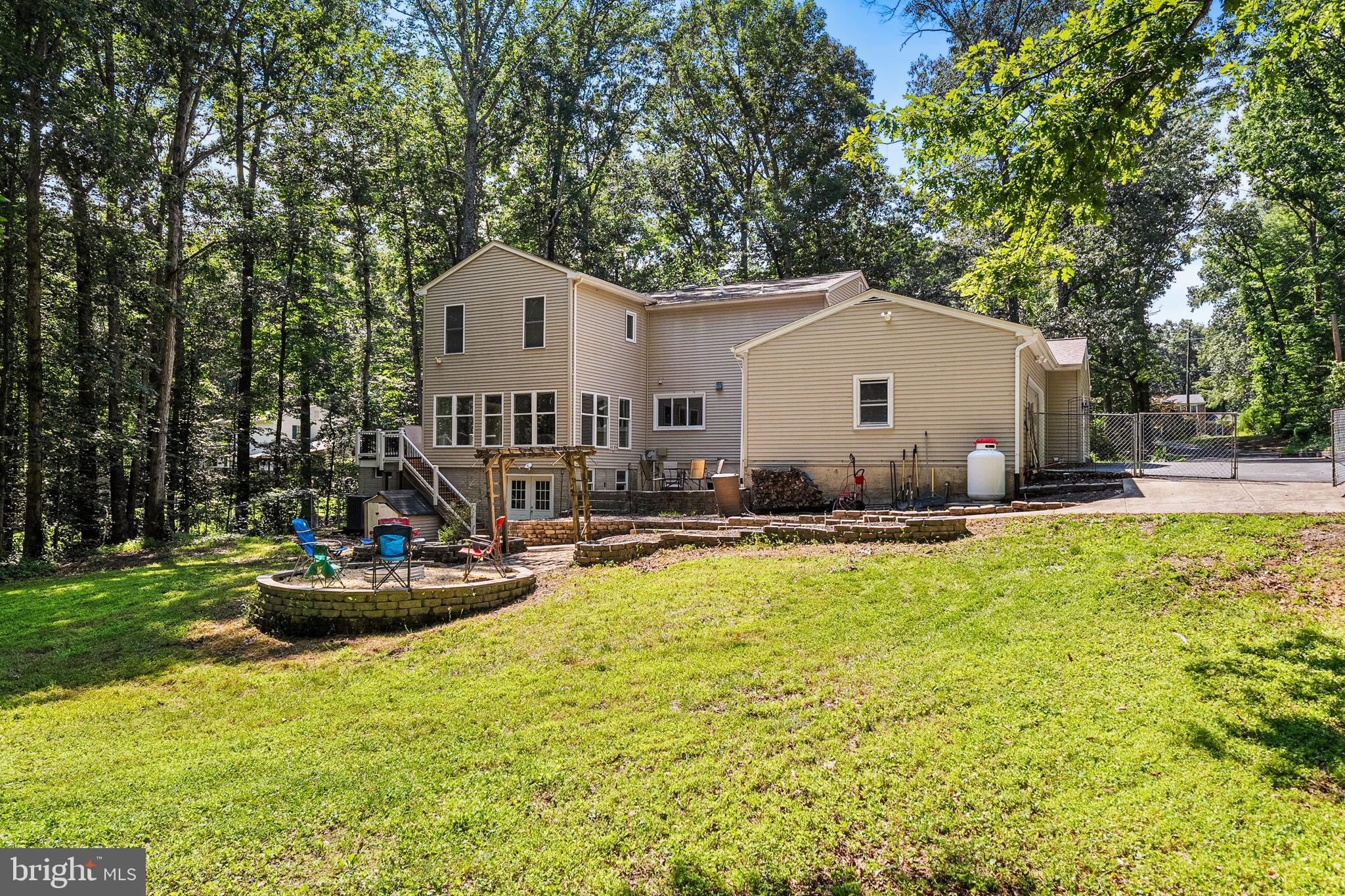 WOODBINE WOODS - Residential