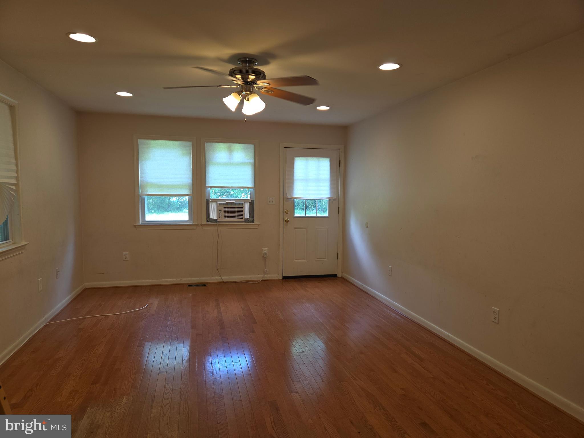 SHELBOURNE HEIGHTS - Residential