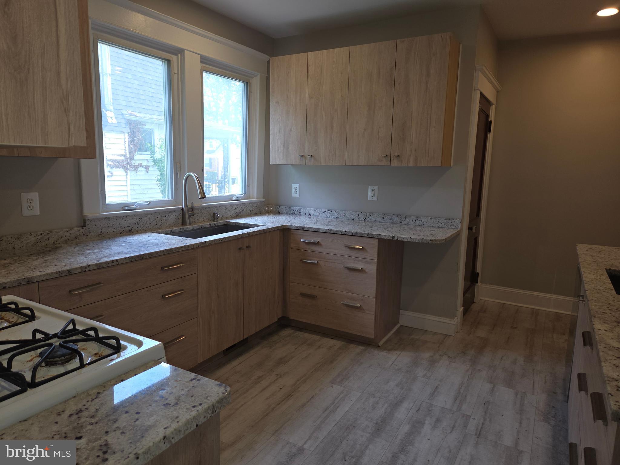 SHELBOURNE HEIGHTS - Residential