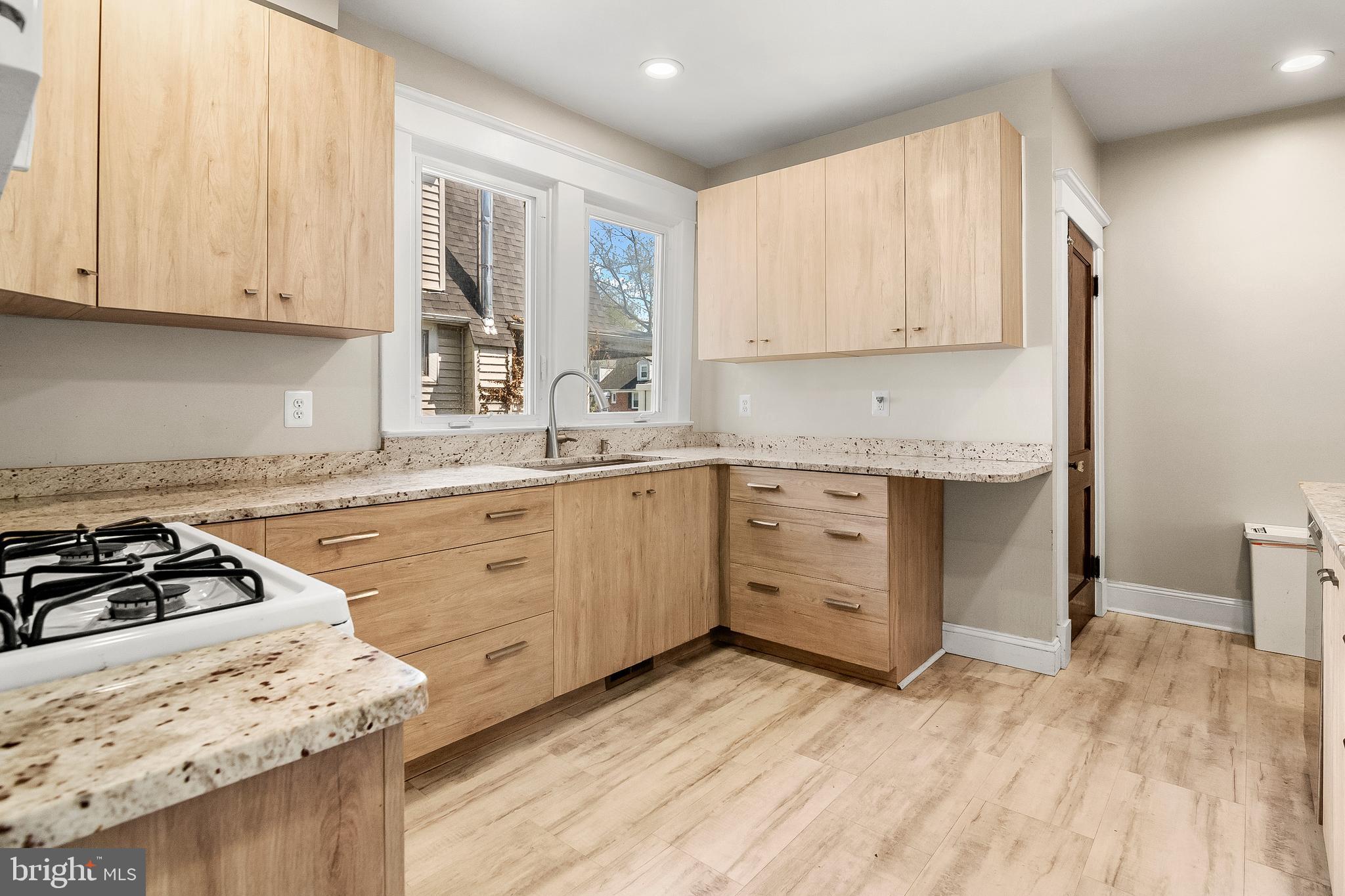 SHELBOURNE HEIGHTS - Residential
