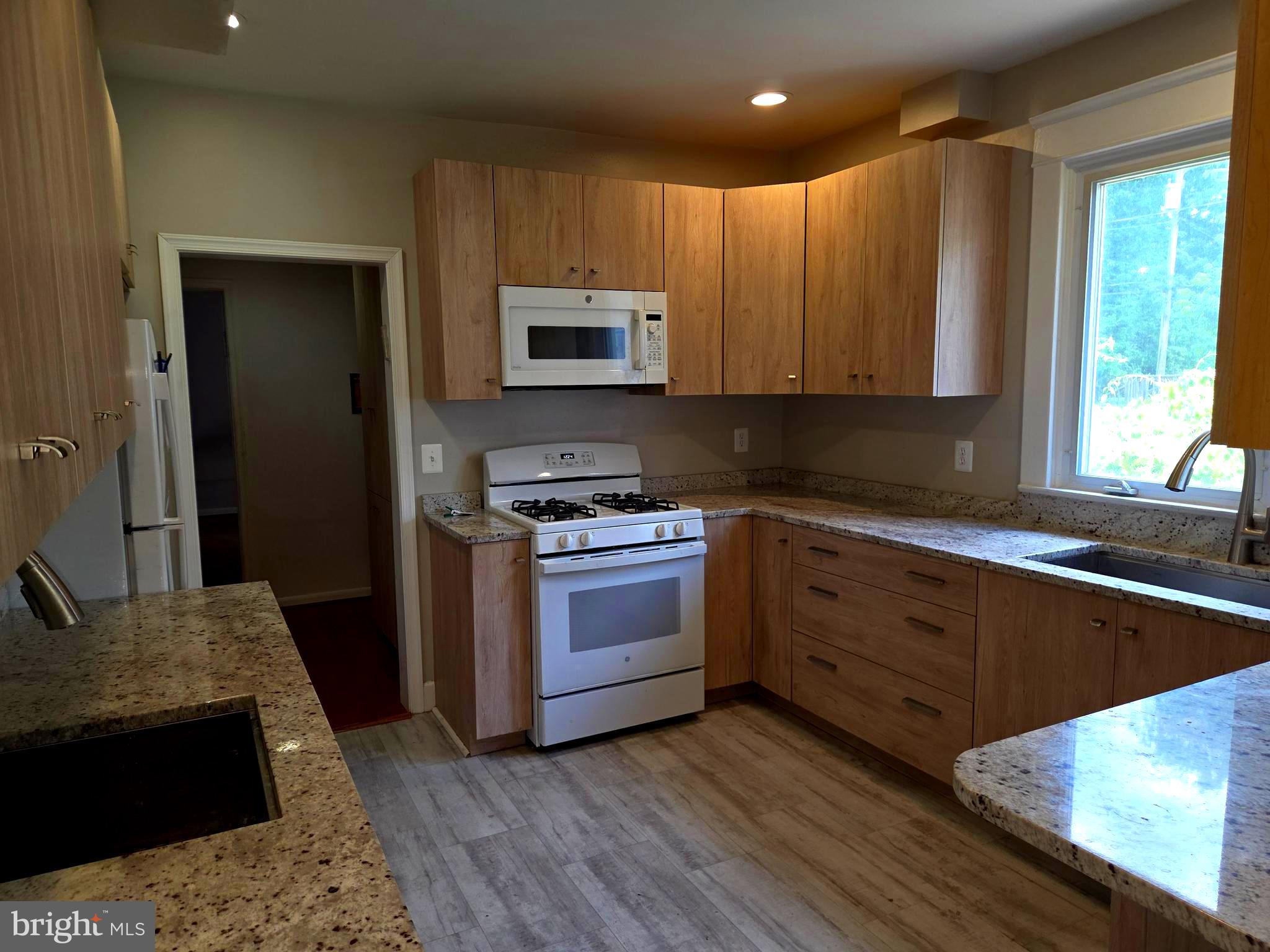 SHELBOURNE HEIGHTS - Residential