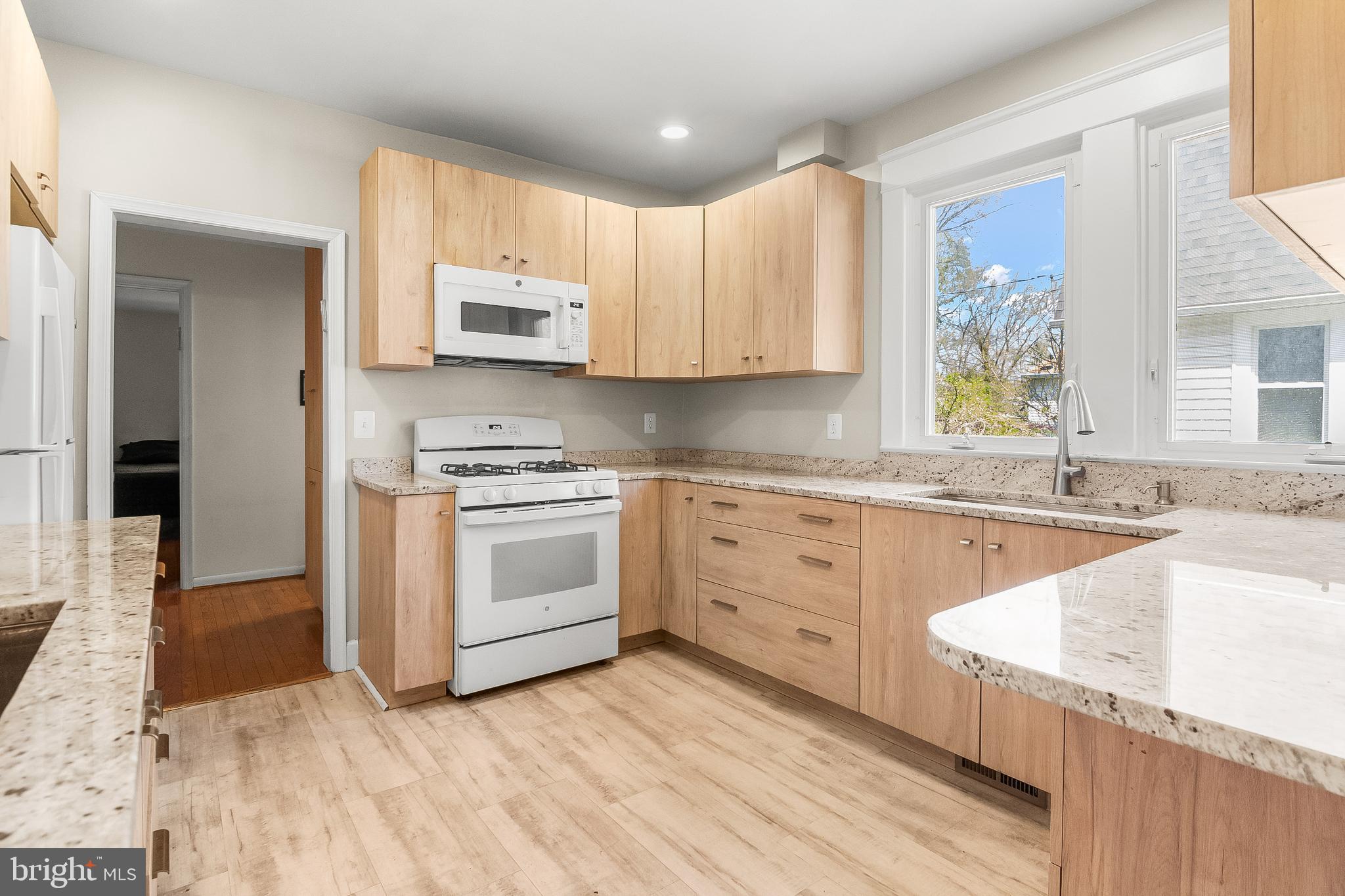 SHELBOURNE HEIGHTS - Residential