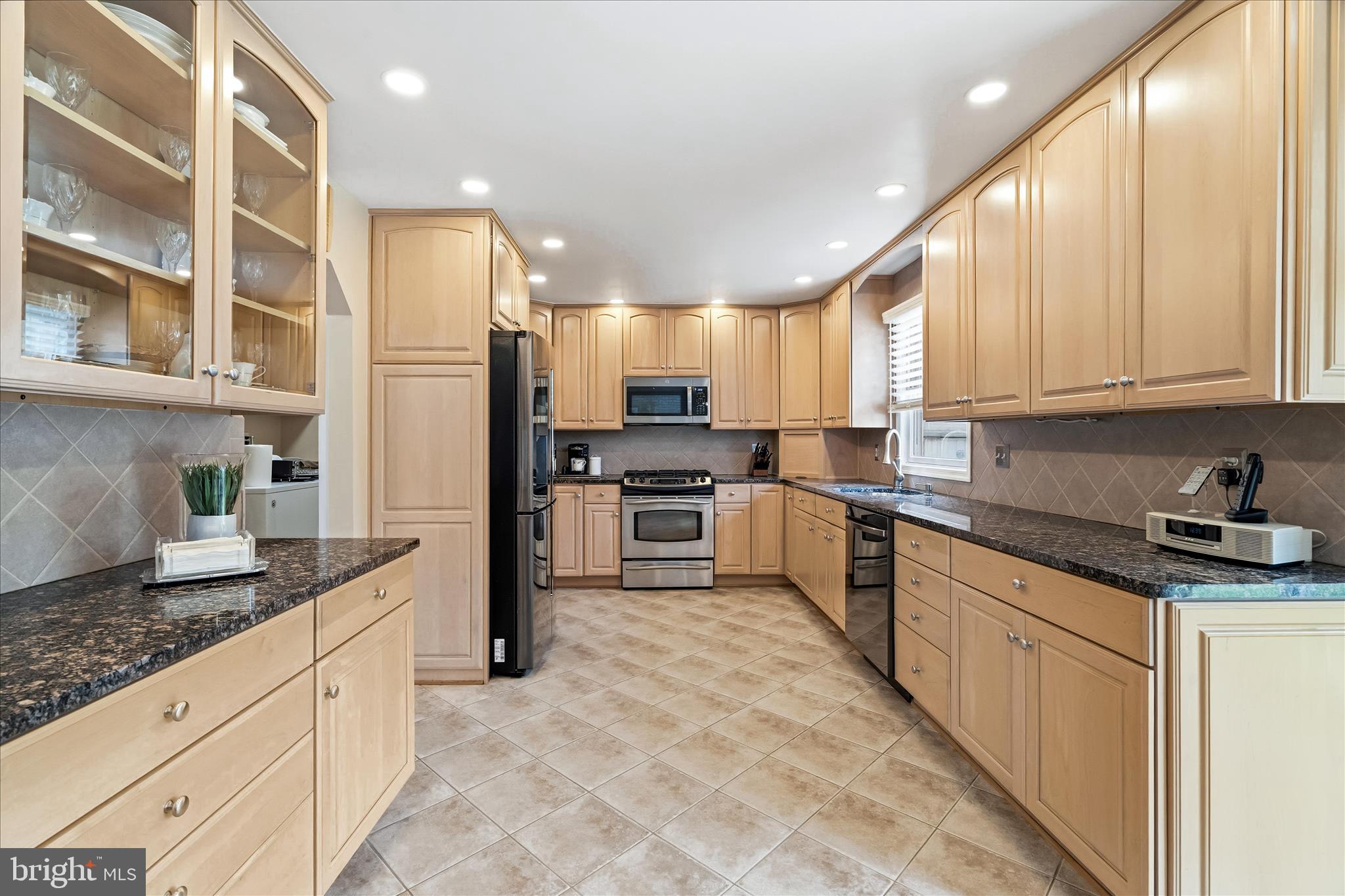 FAIRLAND ACRES - Residential