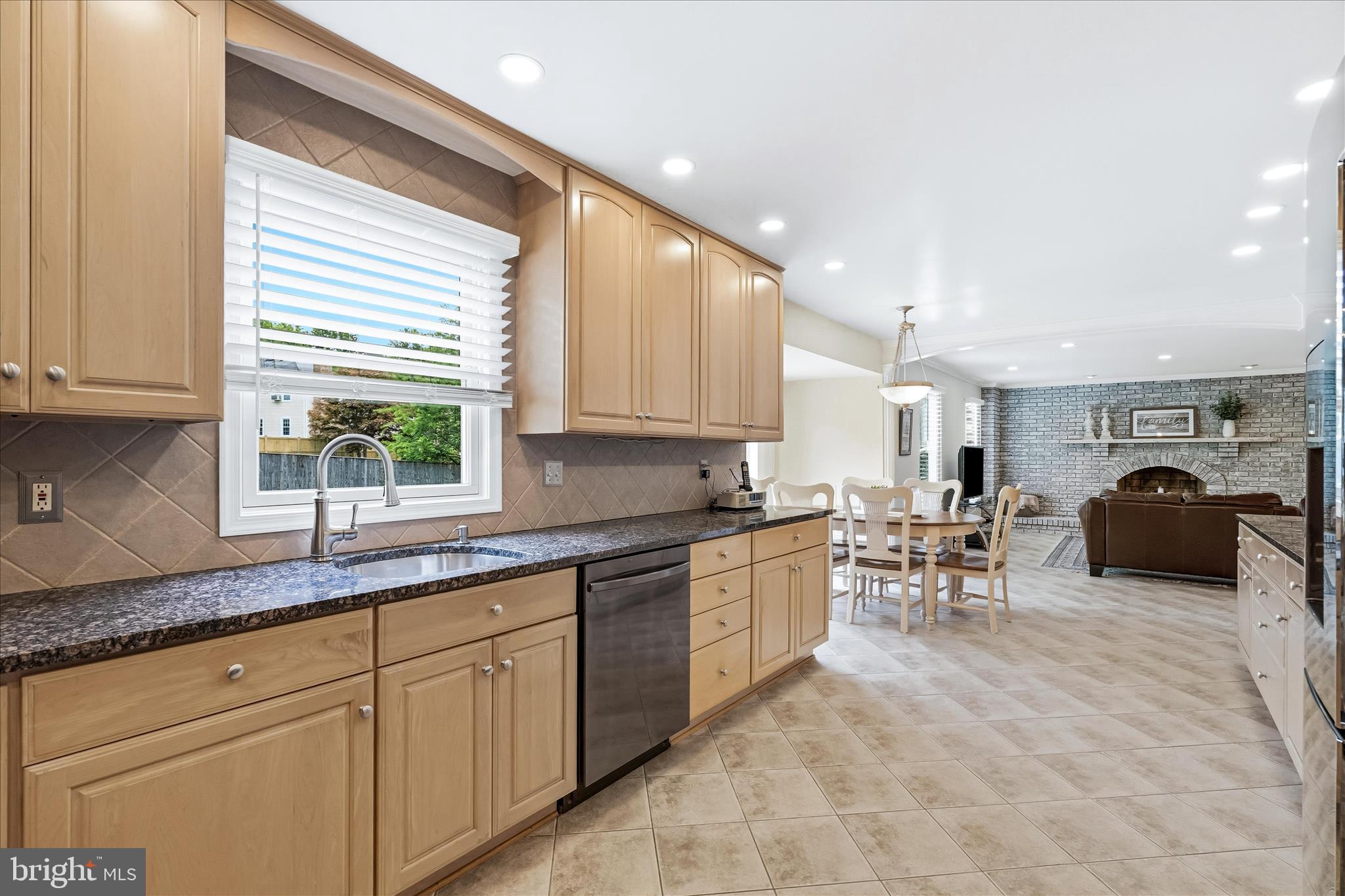 FAIRLAND ACRES - Residential