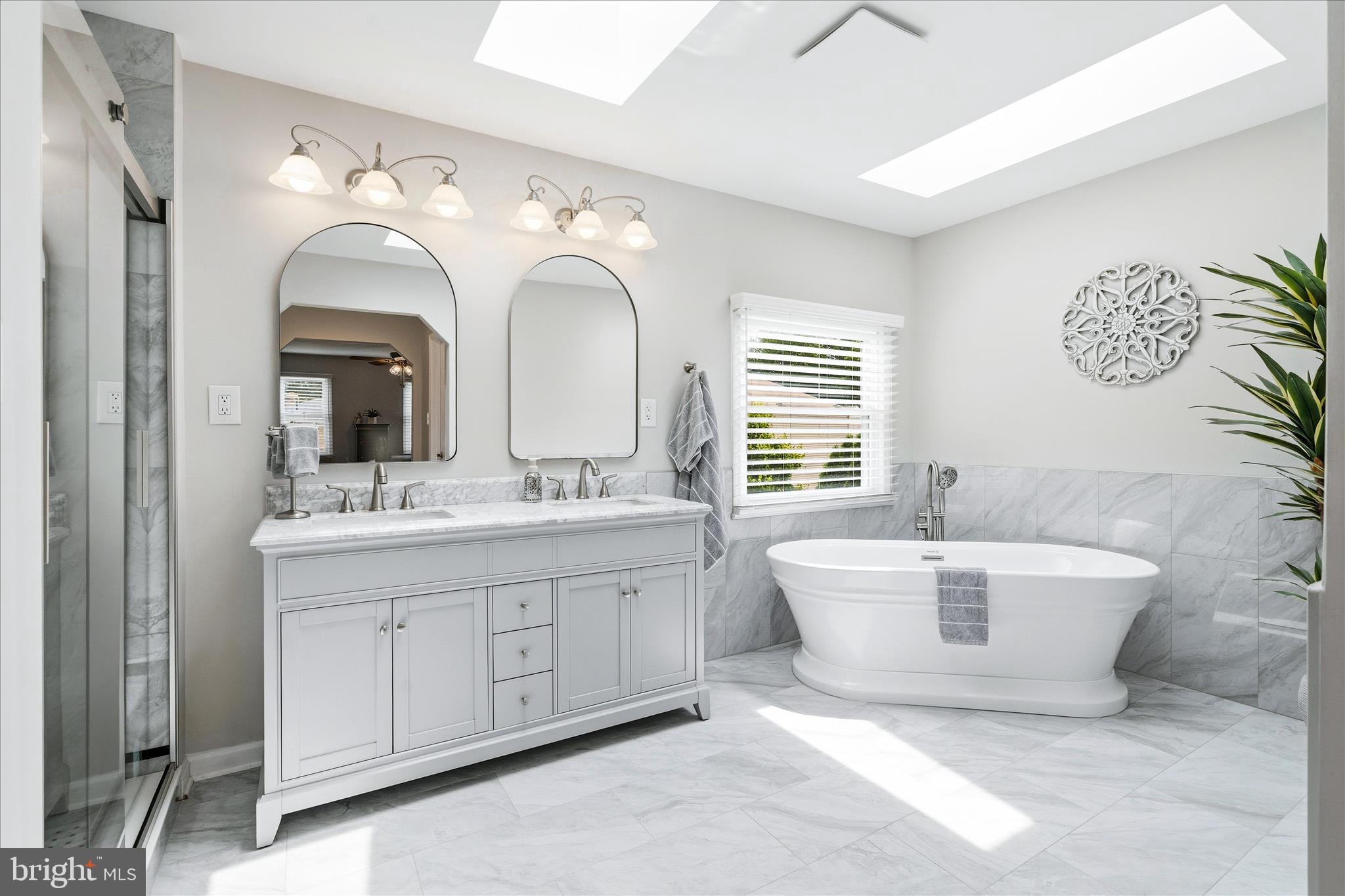 FAIRLAND ACRES - Residential