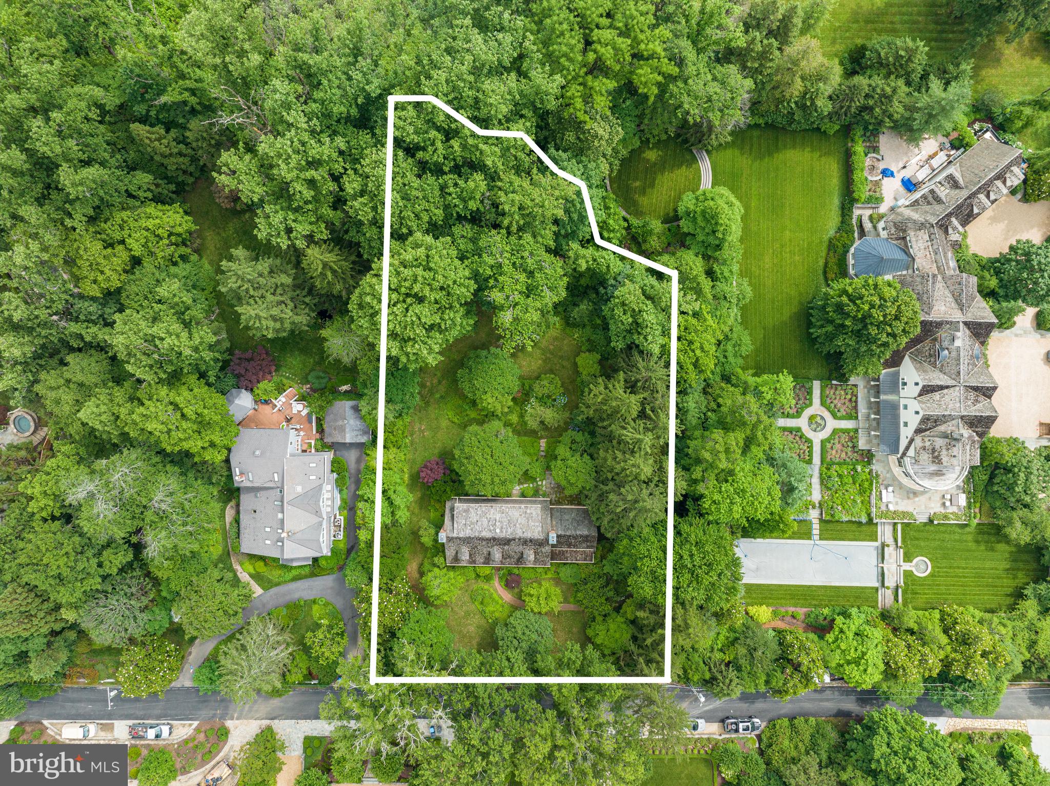NEW PRICE!! Location, Location, LOCATION! Rarest opportunity to purchase a level one-acre parcel on one of the most sought-after streets in Langley Farms, one of the most desirable neighborhoods in Virginia.  Positioned amongst mature trees, across the street from the former Kennedy Estate at Hickory Hill, and steps to renowned Clemyjontri Park, this idyllic property offers total privacy for those looking to build their dream home. Surrounded by some of the most gorgeous estates in McLean!