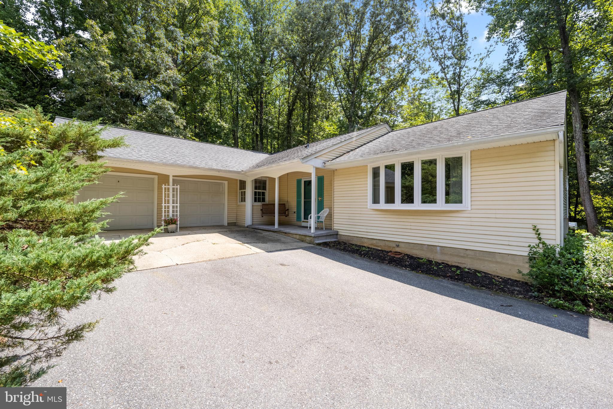 CHESTNUT RIDGE - Residential