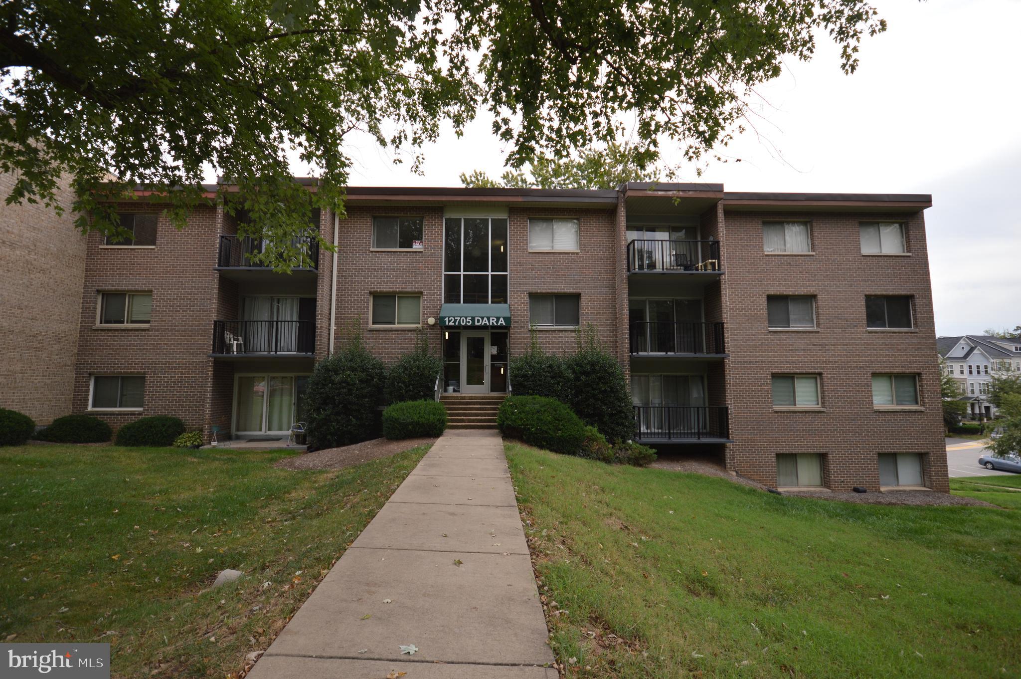 Absolutely stunning, fully renovated 2-bedroom, 1-bath condo in the sought-after Occoquan Ridge community. The home features brand-new LVP flooring throughout, fresh paint, and new recessed lighting in the living room and kitchen, plus updated fixtures in the bedrooms. The bathroom has been modernized with new lighting, mirror, vanity, and a beautiful tiled stand-up shower.

The kitchen shines with new cabinets, quartz countertops, and stainless steel appliances. Conveniently located just off Old Bridge Road, only minutes from I-95, and close to Fort Belvoir and Quantico. Move-in ready and available immediately.