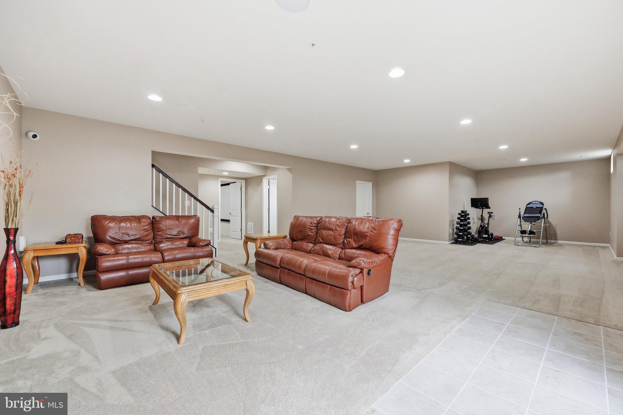 LANDSDALE - Residential