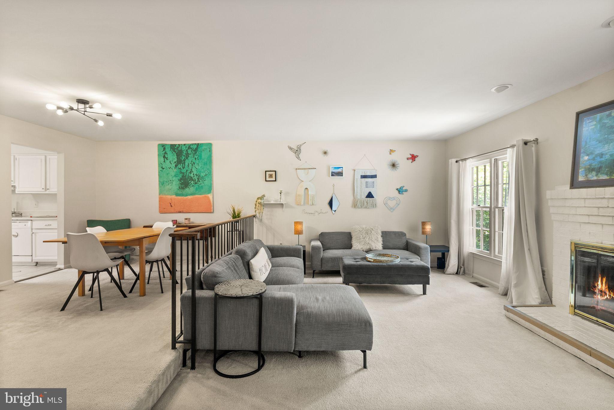 LAFAYETTE VILLAGE - Residential