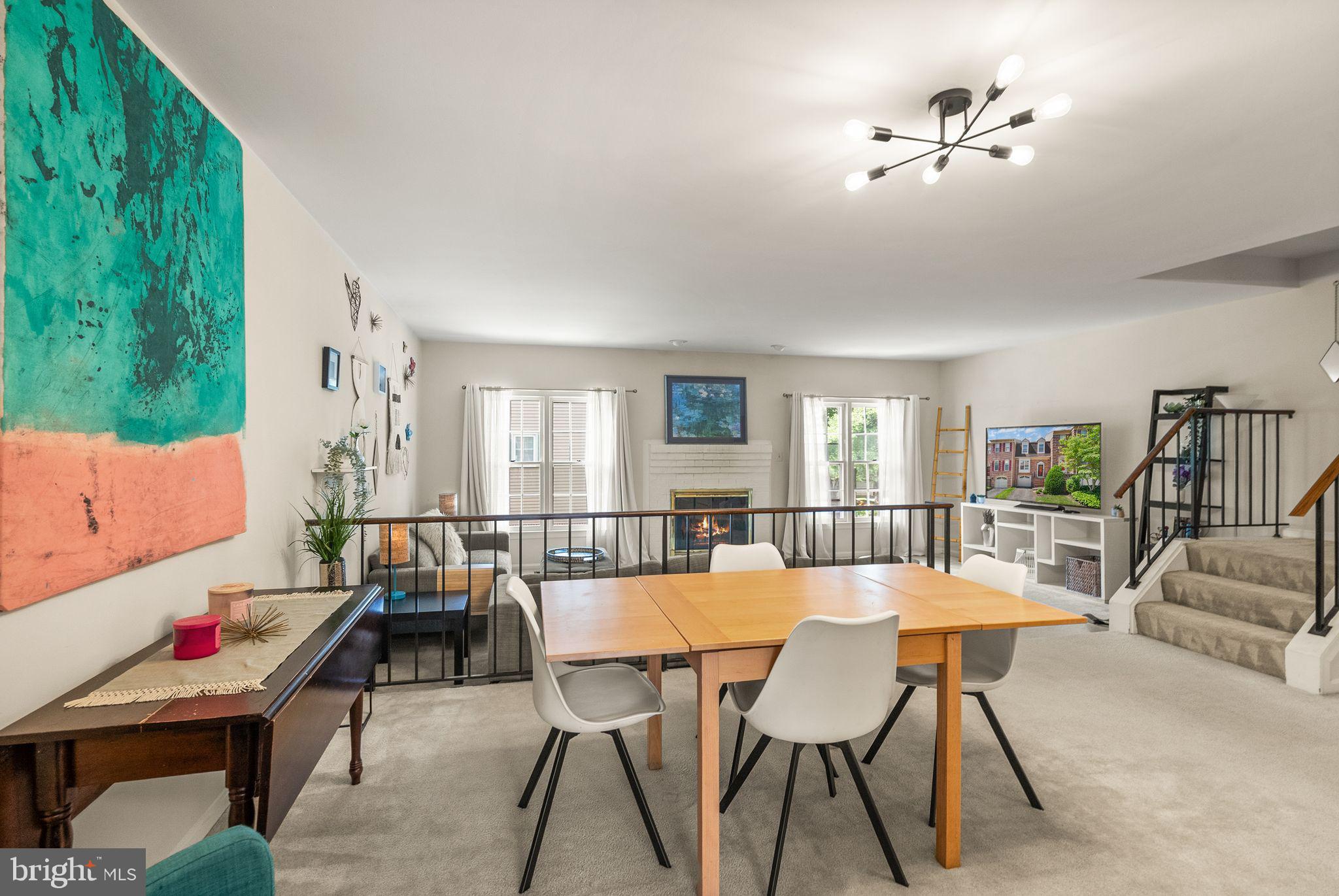 LAFAYETTE VILLAGE - Residential